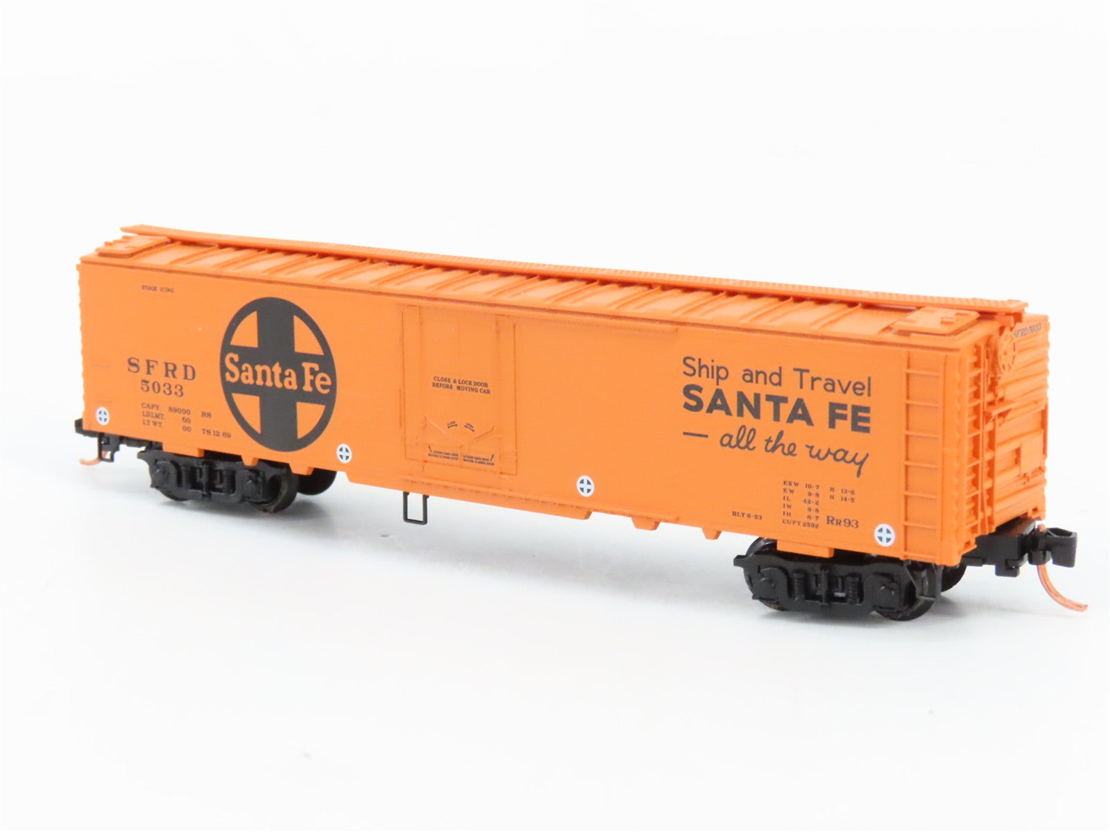 N Scale Micro-Trains 52050 SFRD Santa Fe 52' Express Reefer 5033 RTR