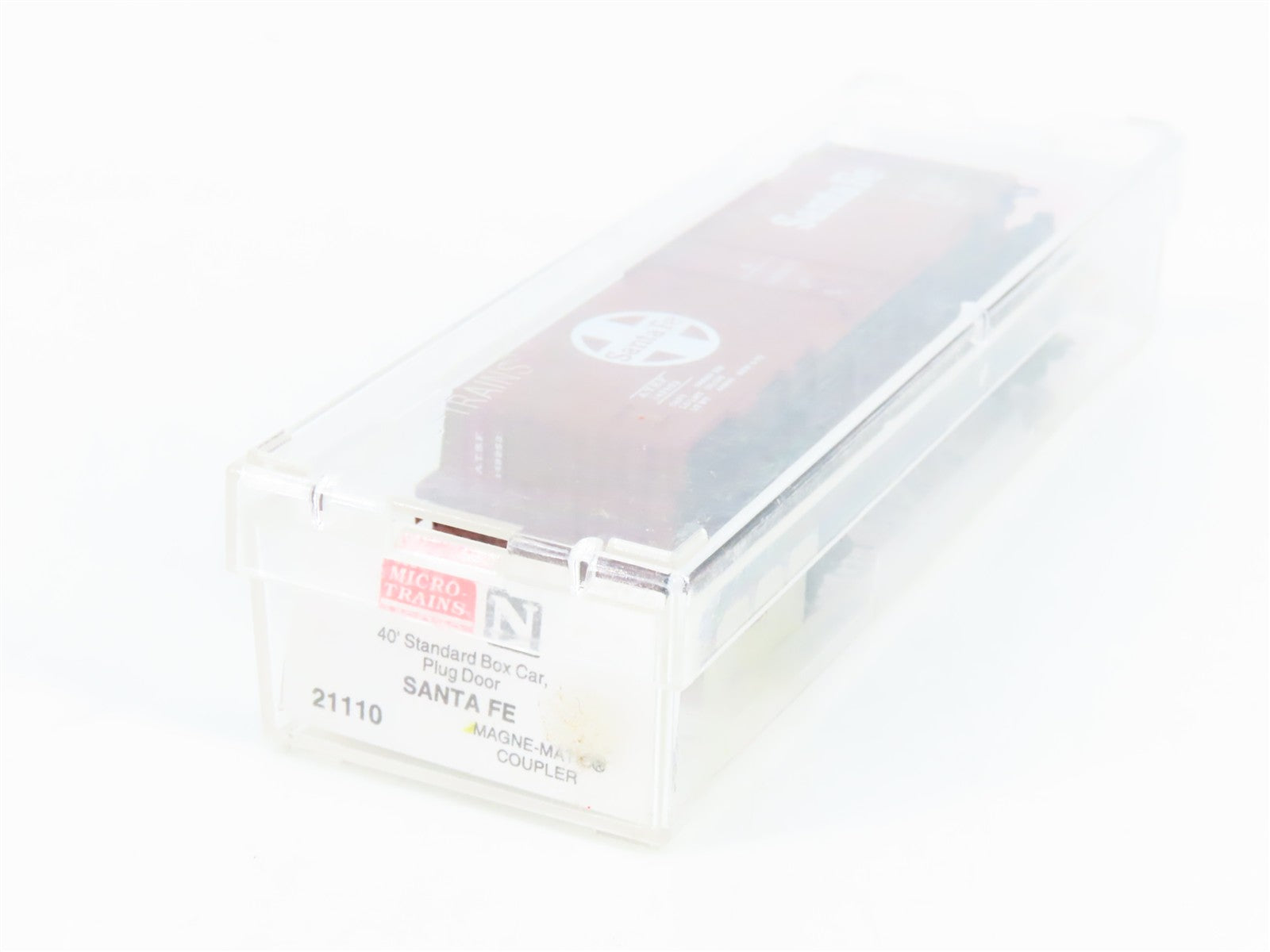 N Scale Micro-Trains 21110 ATSF Santa Fe 40' Plug Door Box Car 149953 RTR