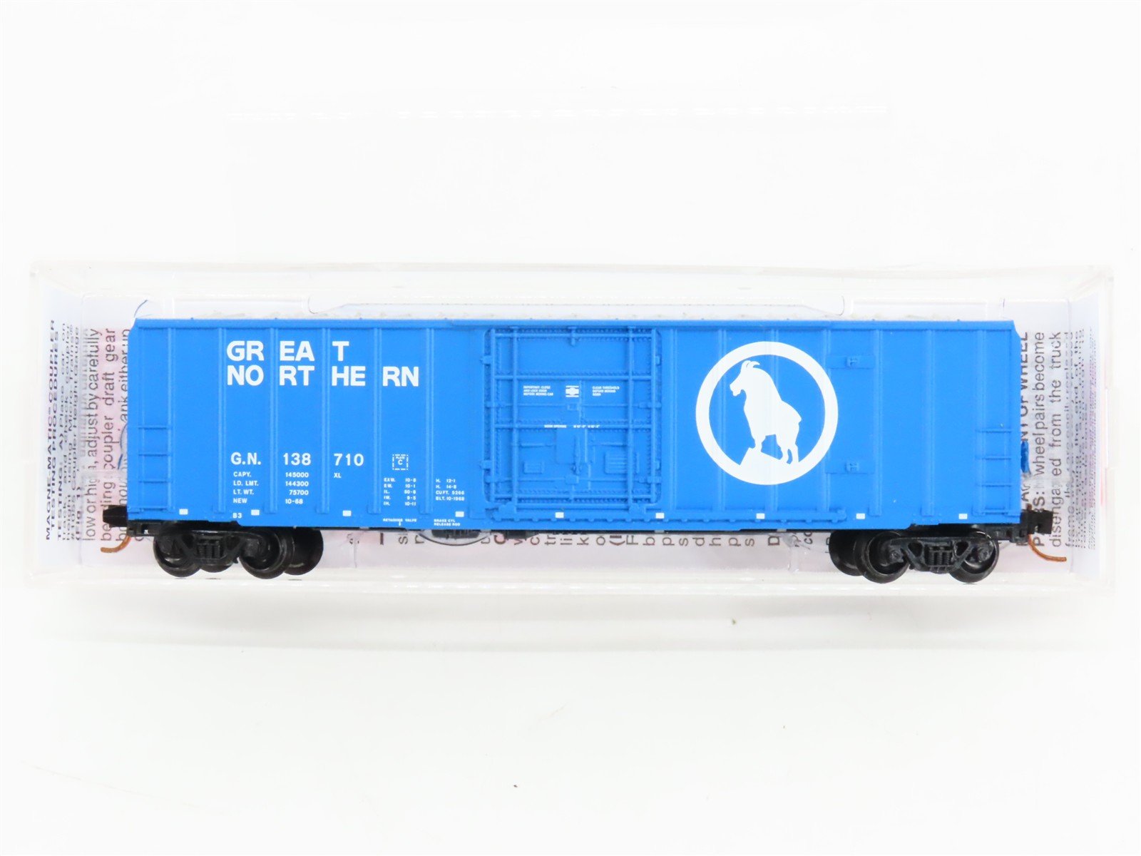 N Scale Micro-Trains 02700070 Great Northern 50' Rib Side Plug Door Box Car RTR