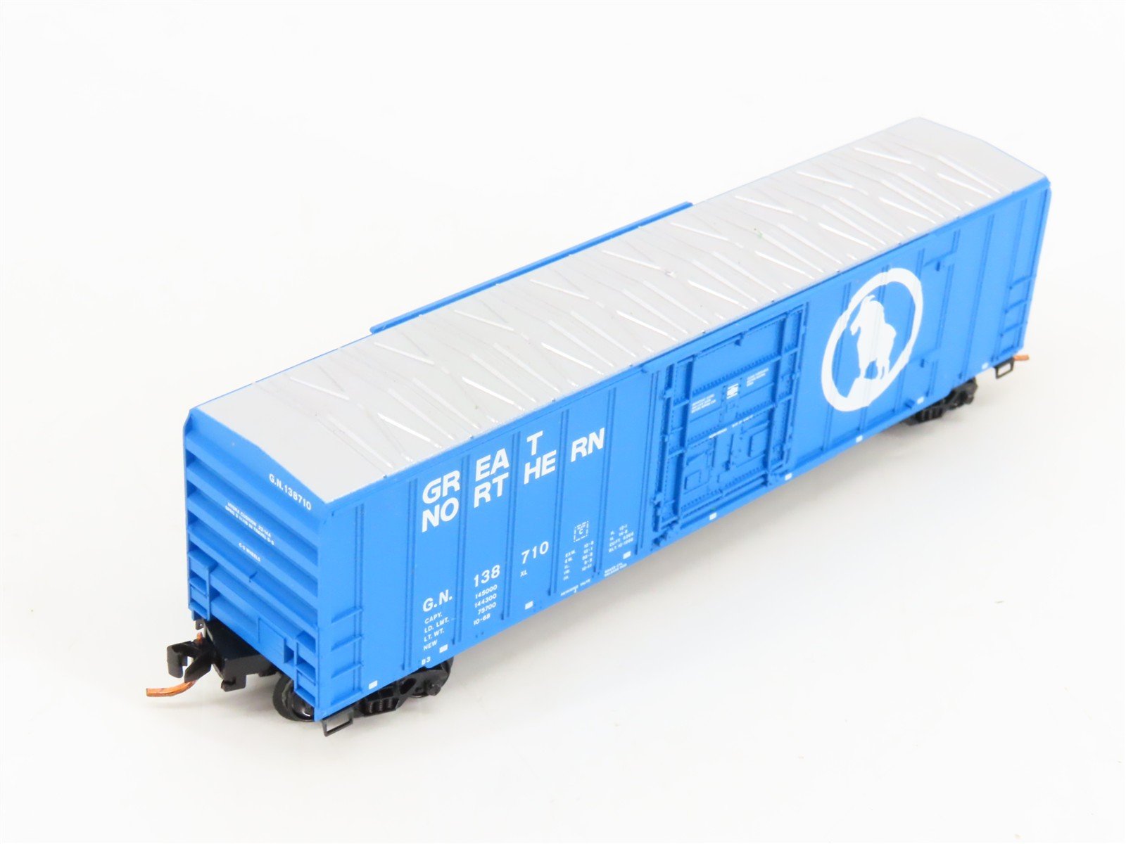 N Scale Micro-Trains 02700070 Great Northern 50' Rib Side Plug Door Box Car RTR