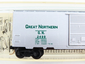 N Scale Micro-Trains 20100 GN Great Northern 40' Box Car 2499 RTR