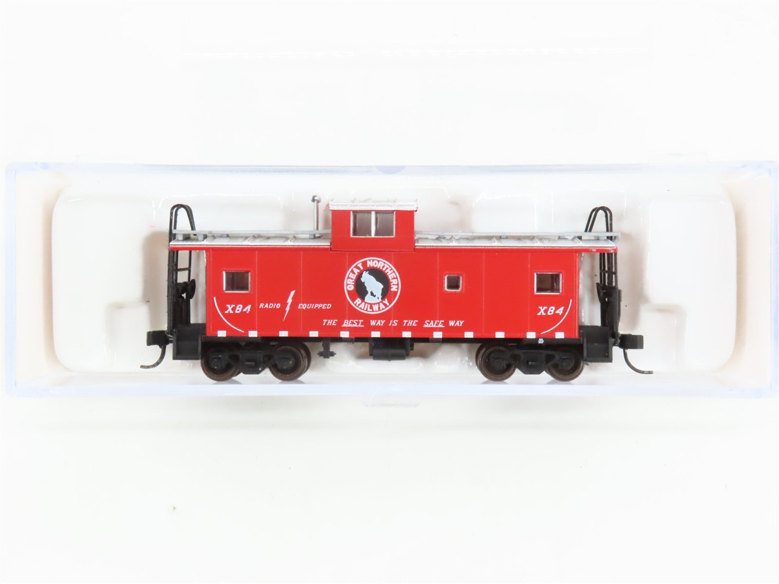 N Scale Atlas 50005603 GN Great Northern Standard Cupola Caboose X84 RTR