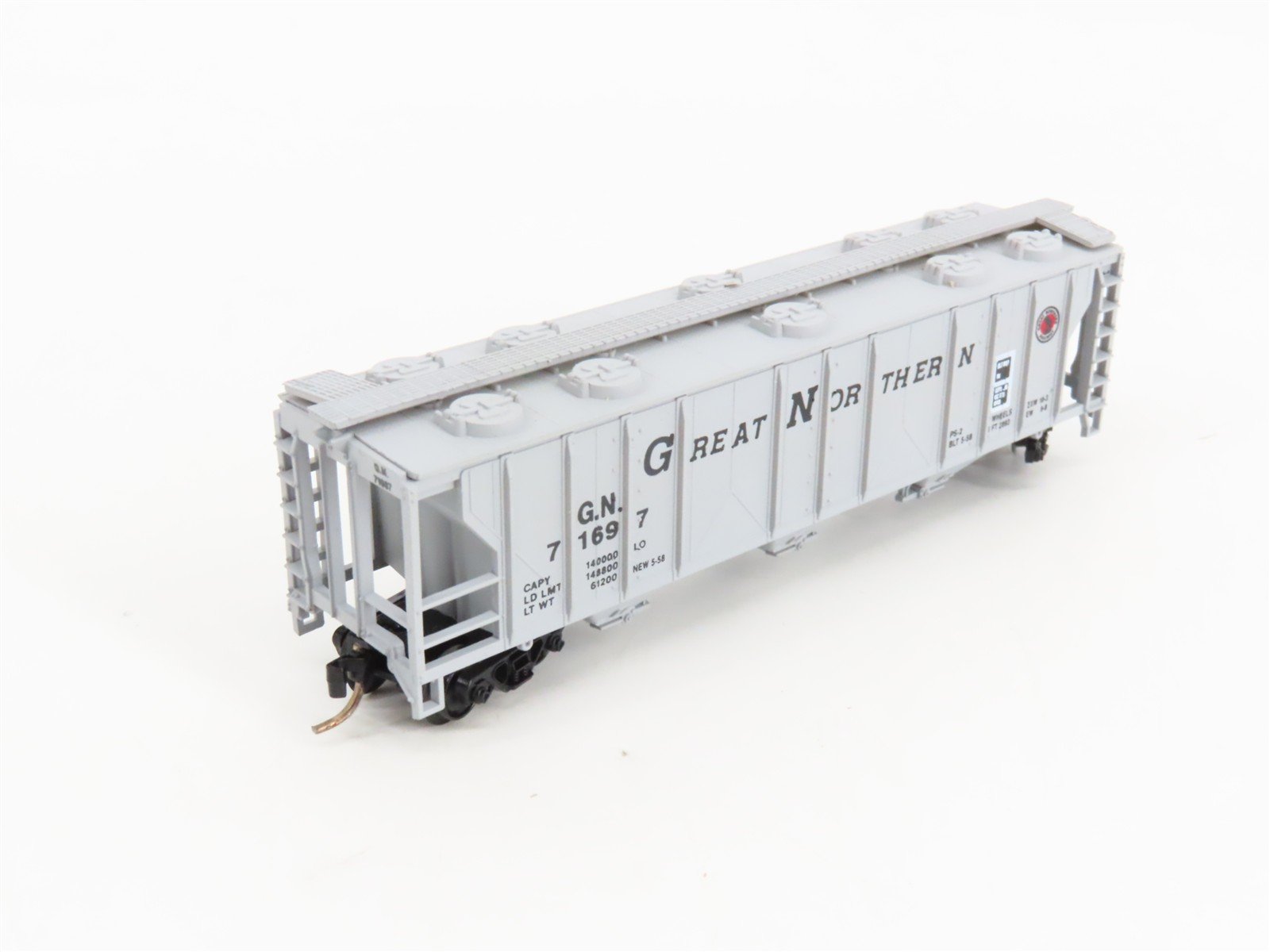 N Scale Atlas 9212-2 GN Great Northern 47' 2-Bay Covered Hopper 71697 RTR