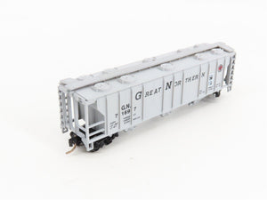 N Scale Atlas 9212-2 GN Great Northern 47' 2-Bay Covered Hopper 71697 RTR