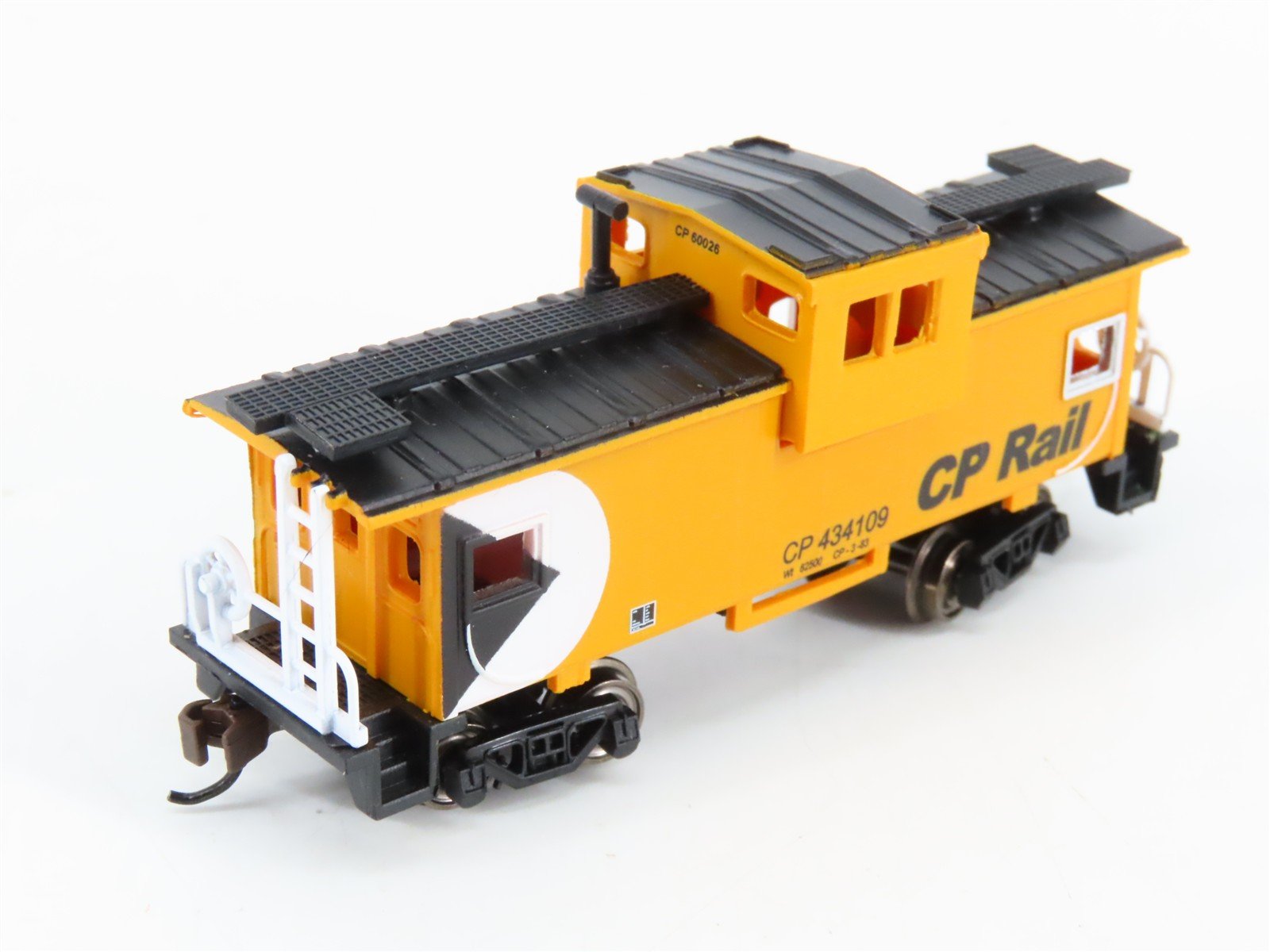 N Scale Bachmann 70764 CP Rail 36' Wide-Vision Caboose 434109 RTR