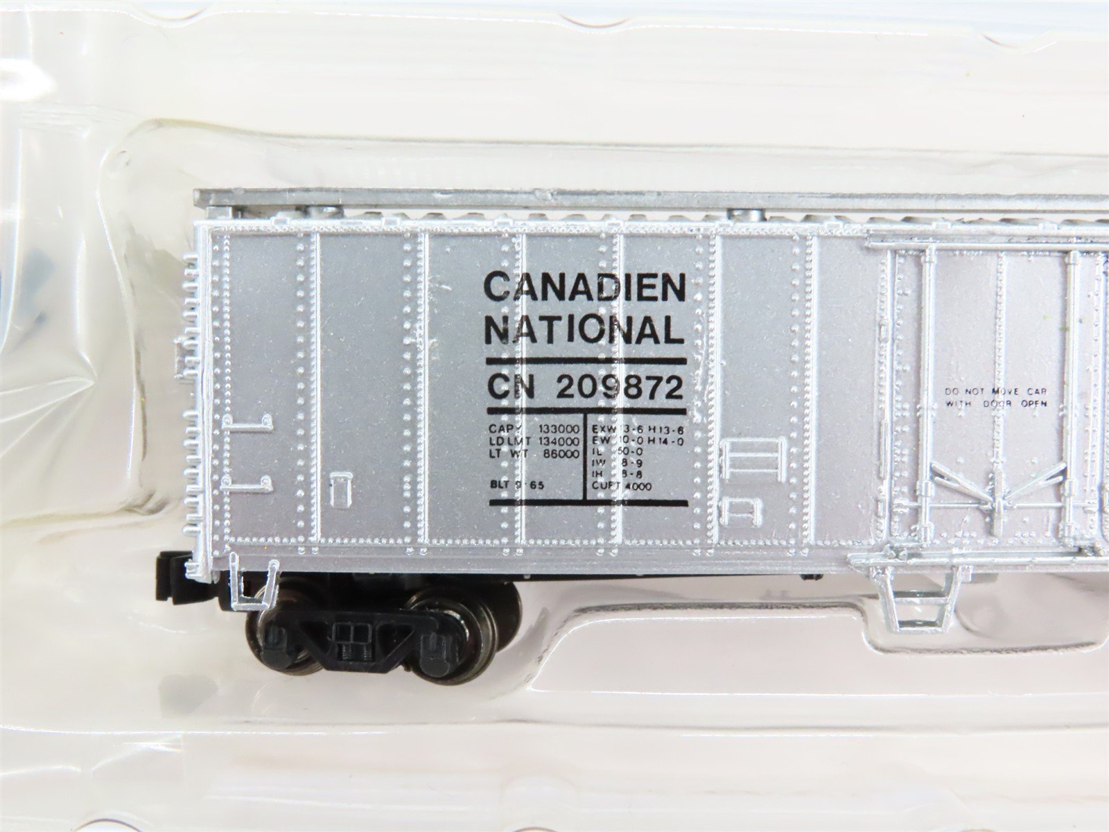 N Scale Bachmann 70963 CN Canadian National 50' Reefer 209872 RTR