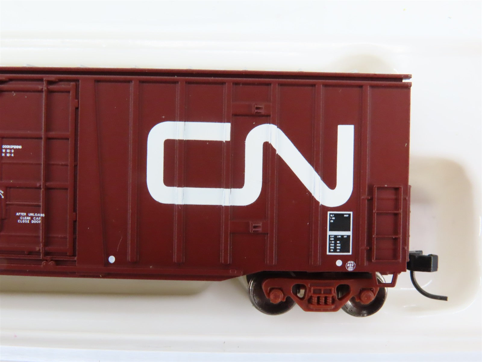 N Scale Atlas 50002145 CN Canadian National 50' NSC 5277 PD Box Car 413020 RTR