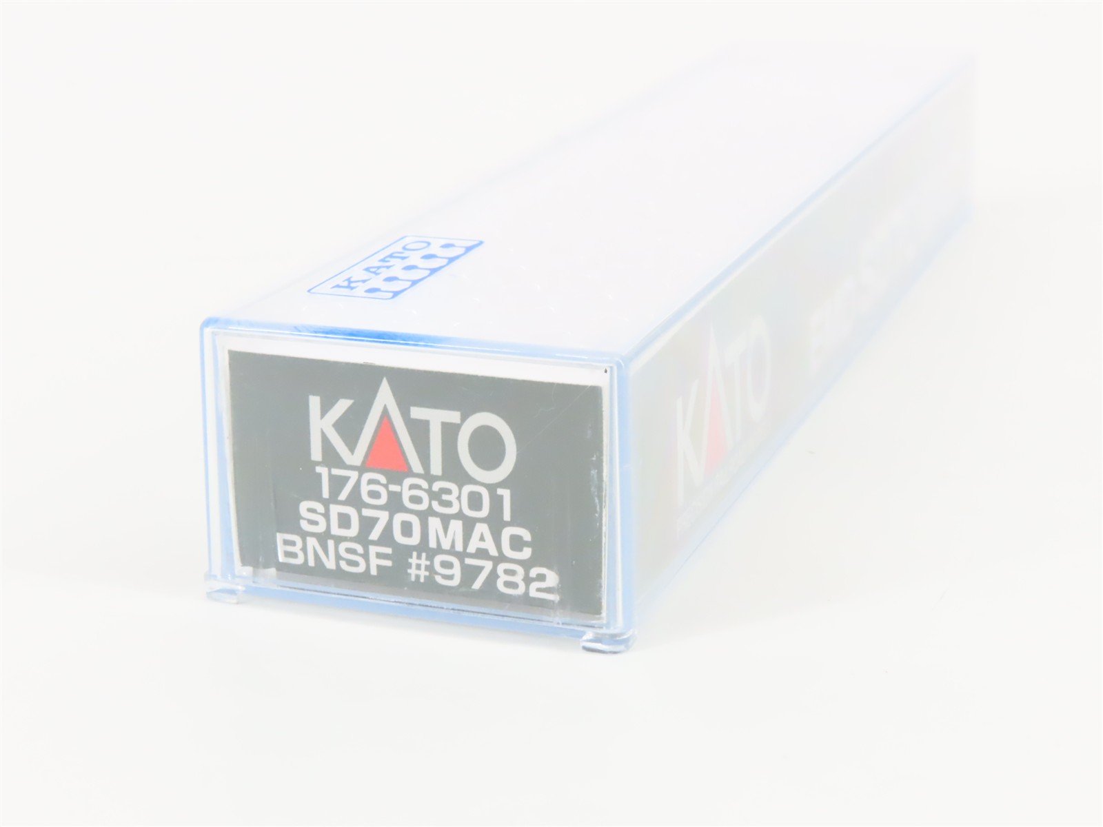 N Scale KATO 176-6301 BNSF Railway EMD SD70MAC Diesel #5977 - DCC Ready