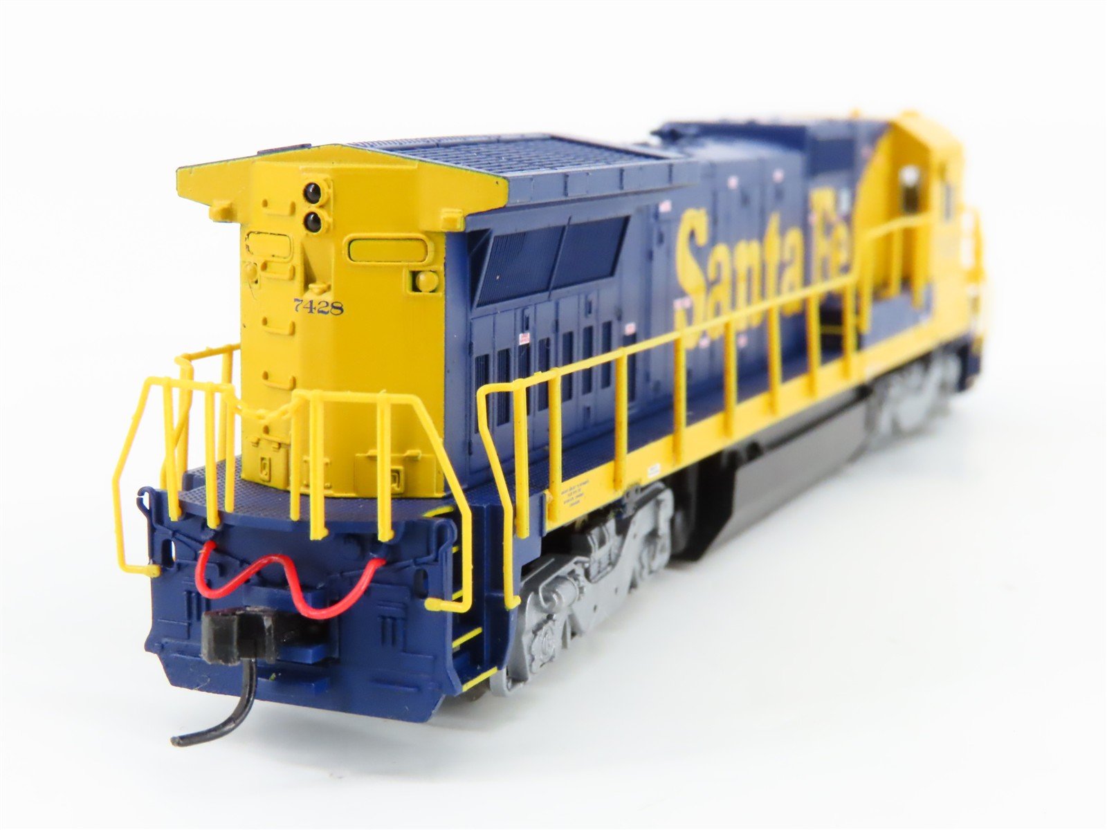 N Scale Atlas 48705 ATSF Santa Fe Dash 8-40B Diesel Locomotive #7428 - DCC Ready
