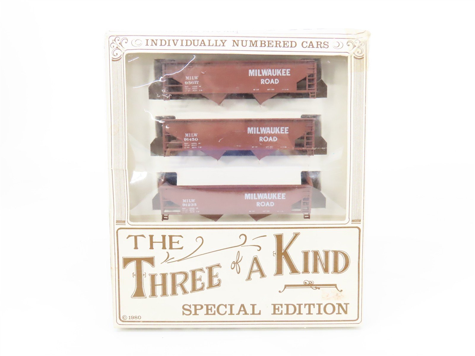 HO Scale Bev-Bel 778 MILW Milwaukee Road 2-Bay Open Hopper 3-Car Kit