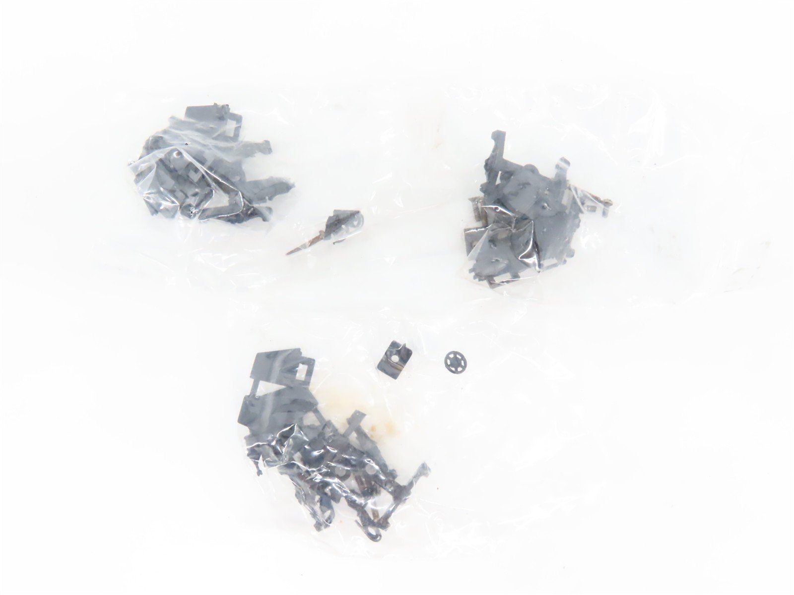 HO Scale Bev-Bel 778 MILW Milwaukee Road 2-Bay Open Hopper 3-Car Kit