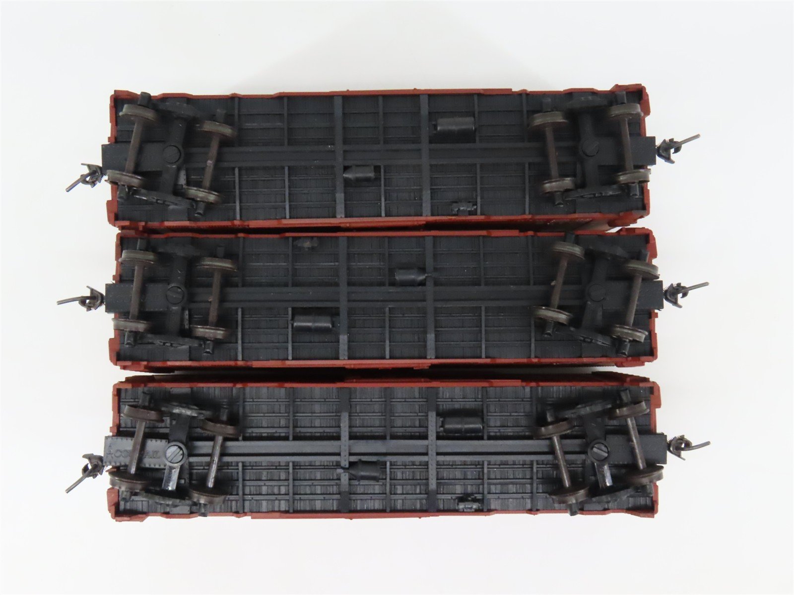 HO Scale Accurail 3322 ATSF Santa Fe 40' Boxcar 3-Pack Built-up Kits