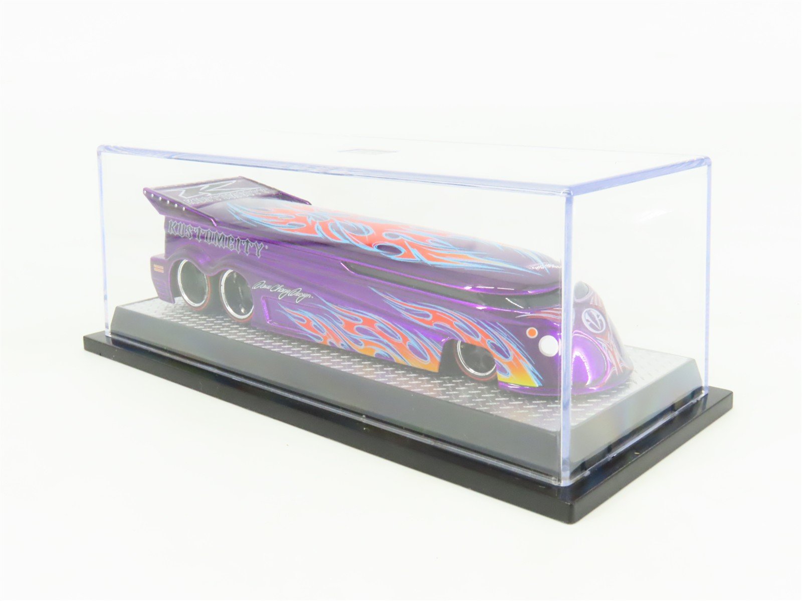 Kustomcity 6-DC-888PUR-019 Die-Cast Artist Proof 6 Truck