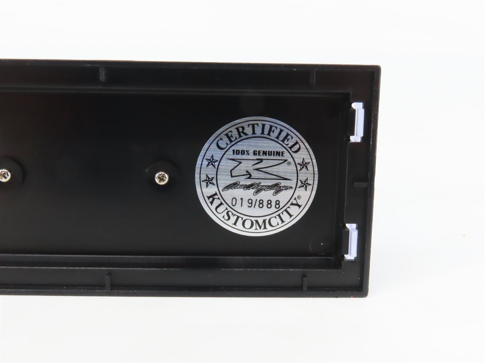 Kustomcity 6-DC-888PUR-019 Die-Cast Artist Proof 6 Truck