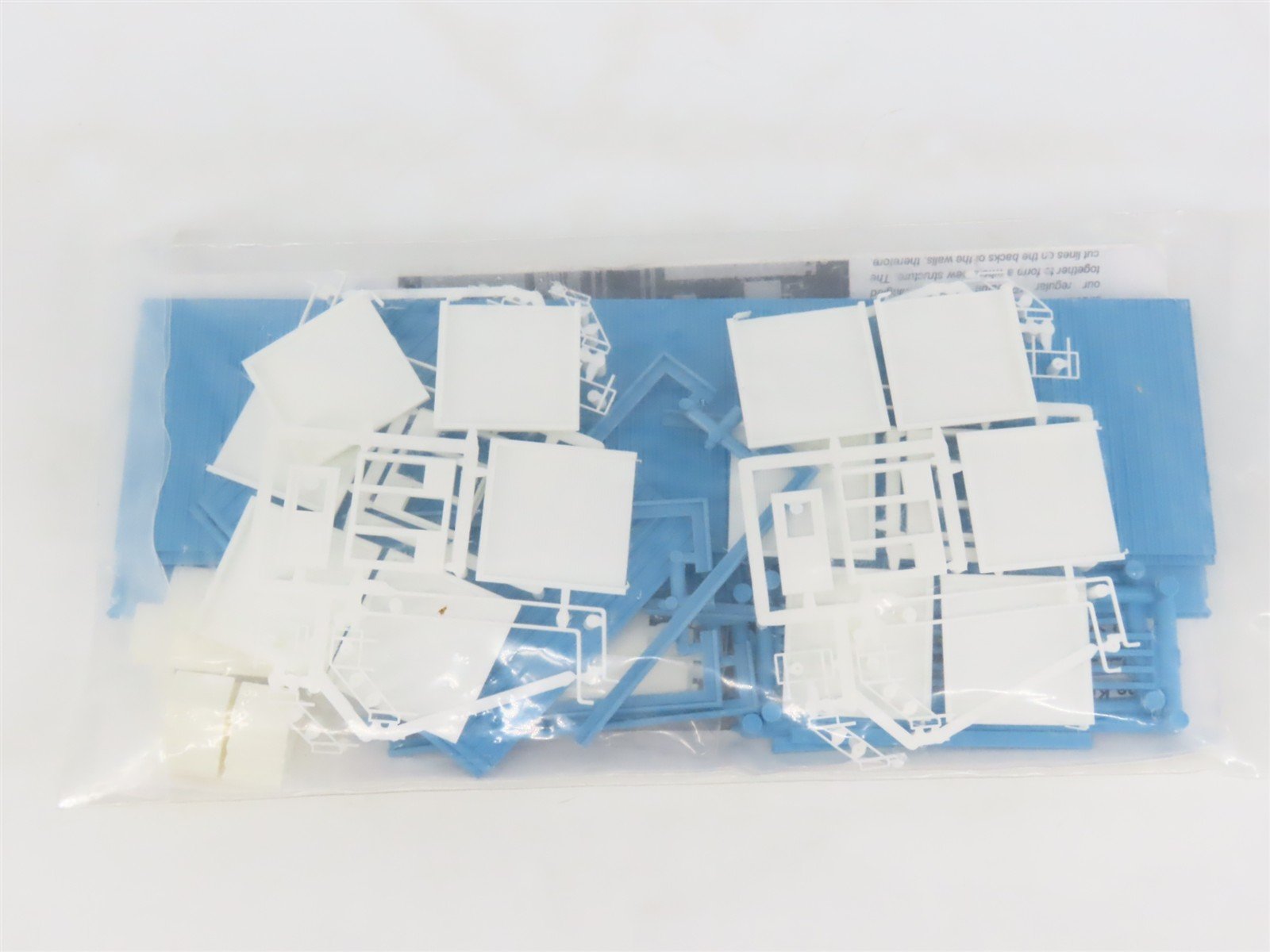 HO 1/87 Scale Pikestuff Kitbasher Series Kit #541-5001 Truck Terminal - SEALED