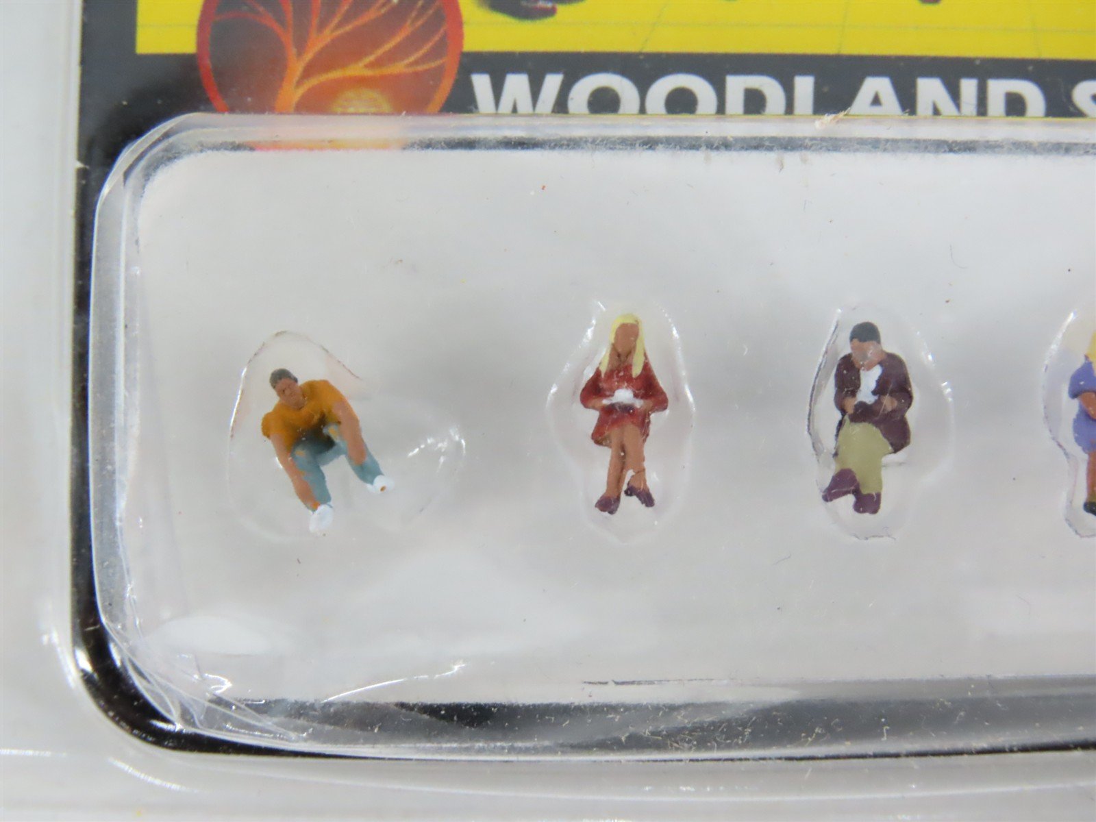 LOT of 5 N Scale Woodland Scenics Figure Packs: Police, Bystanders, Graveside +