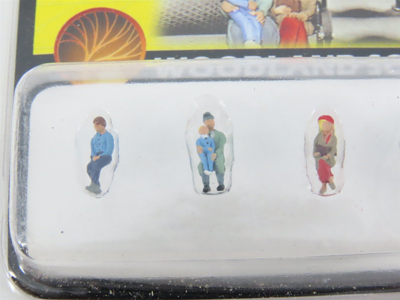 LOT of 5 N Scale Woodland Scenics Figure Packs: Engineers, Baseball, Passenger +