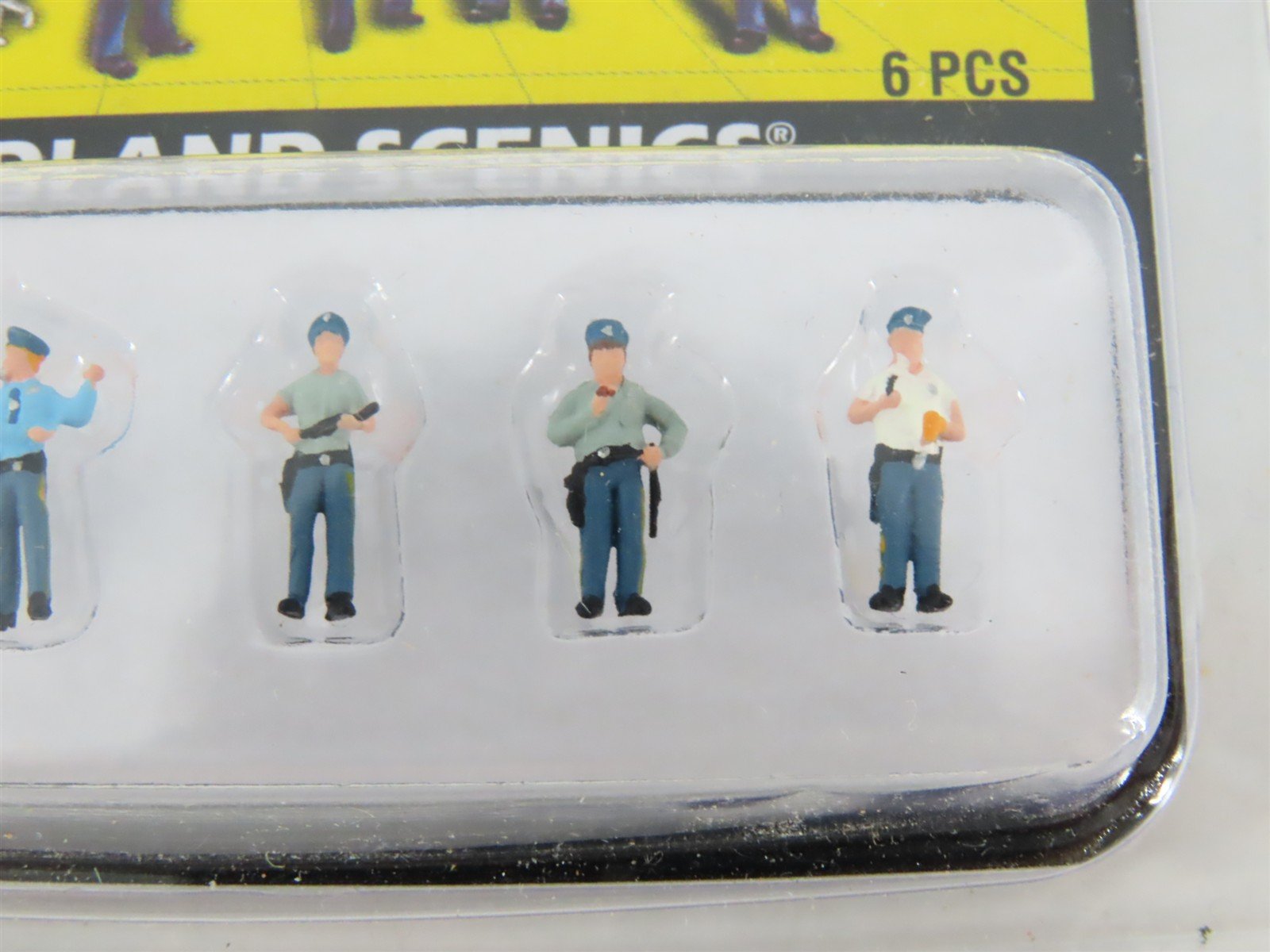 LOT of 5 N Scale Woodland Scenics Figure Packs: Mechanics, Football, Checkers +