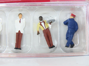 HO Scale Walthers/Preiser 933-6008 Broadway Limited Figure & Scenery Set