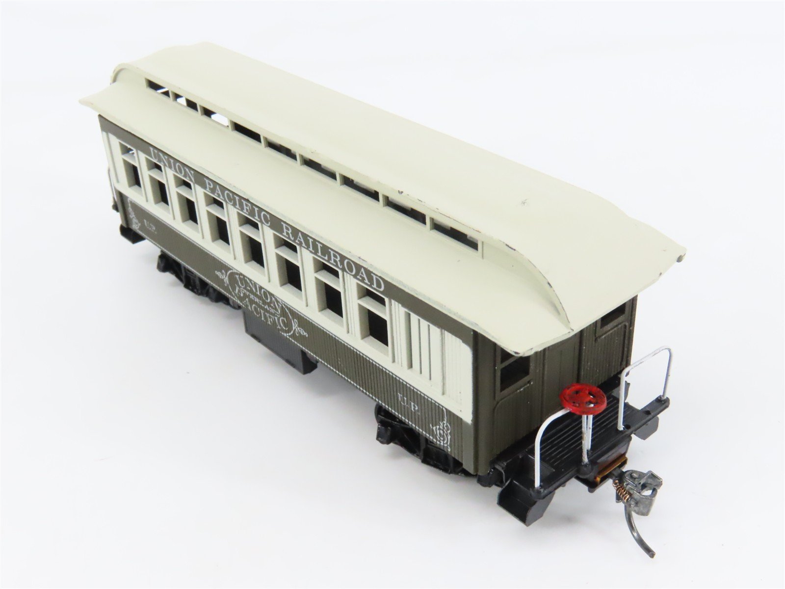 HO Scale Roundhouse UP Union Pacific 34' Overton Passenger 4-Car Set