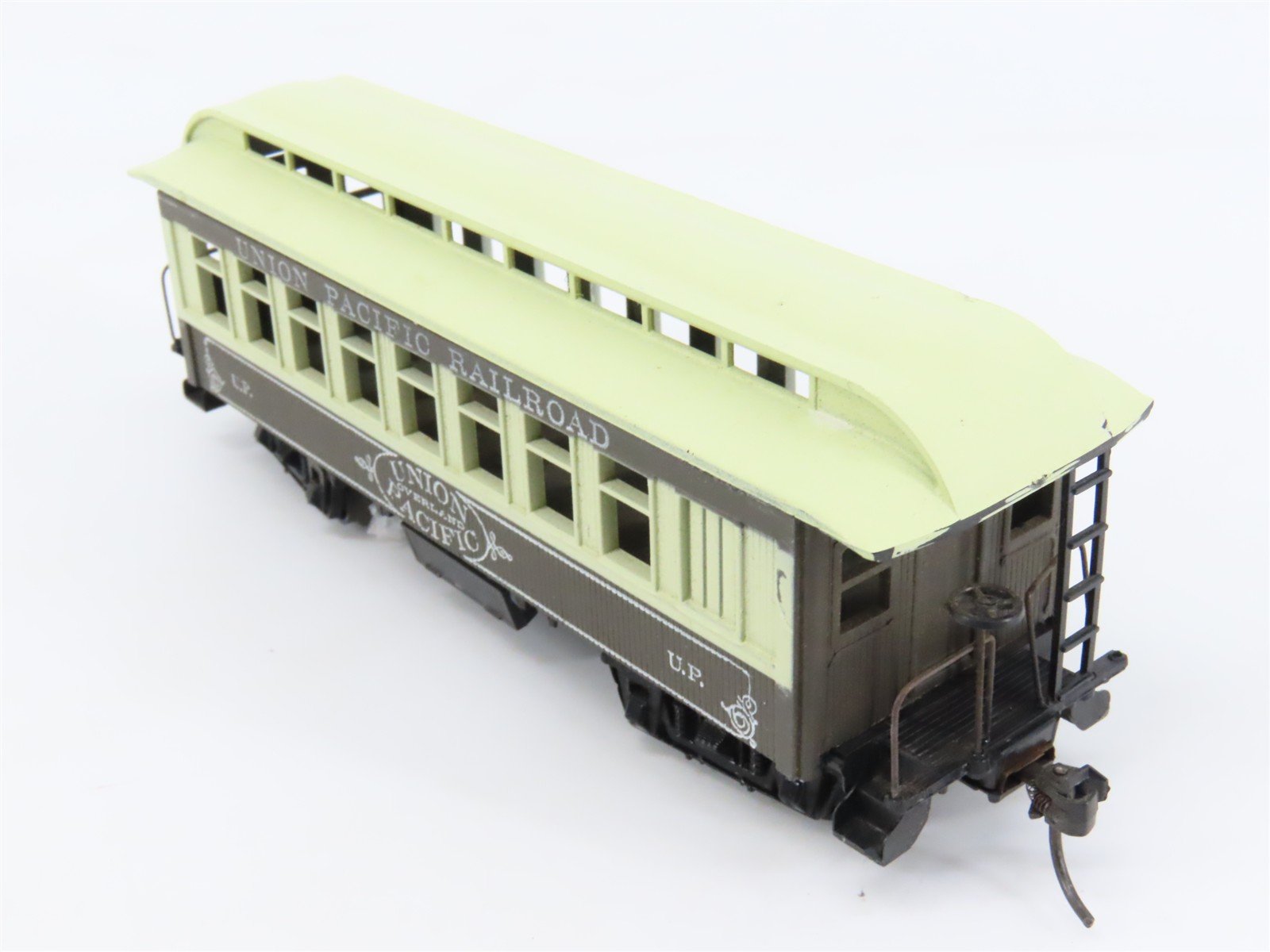 HO Scale Roundhouse UP Union Pacific 34' Overton Passenger 5-Car Set