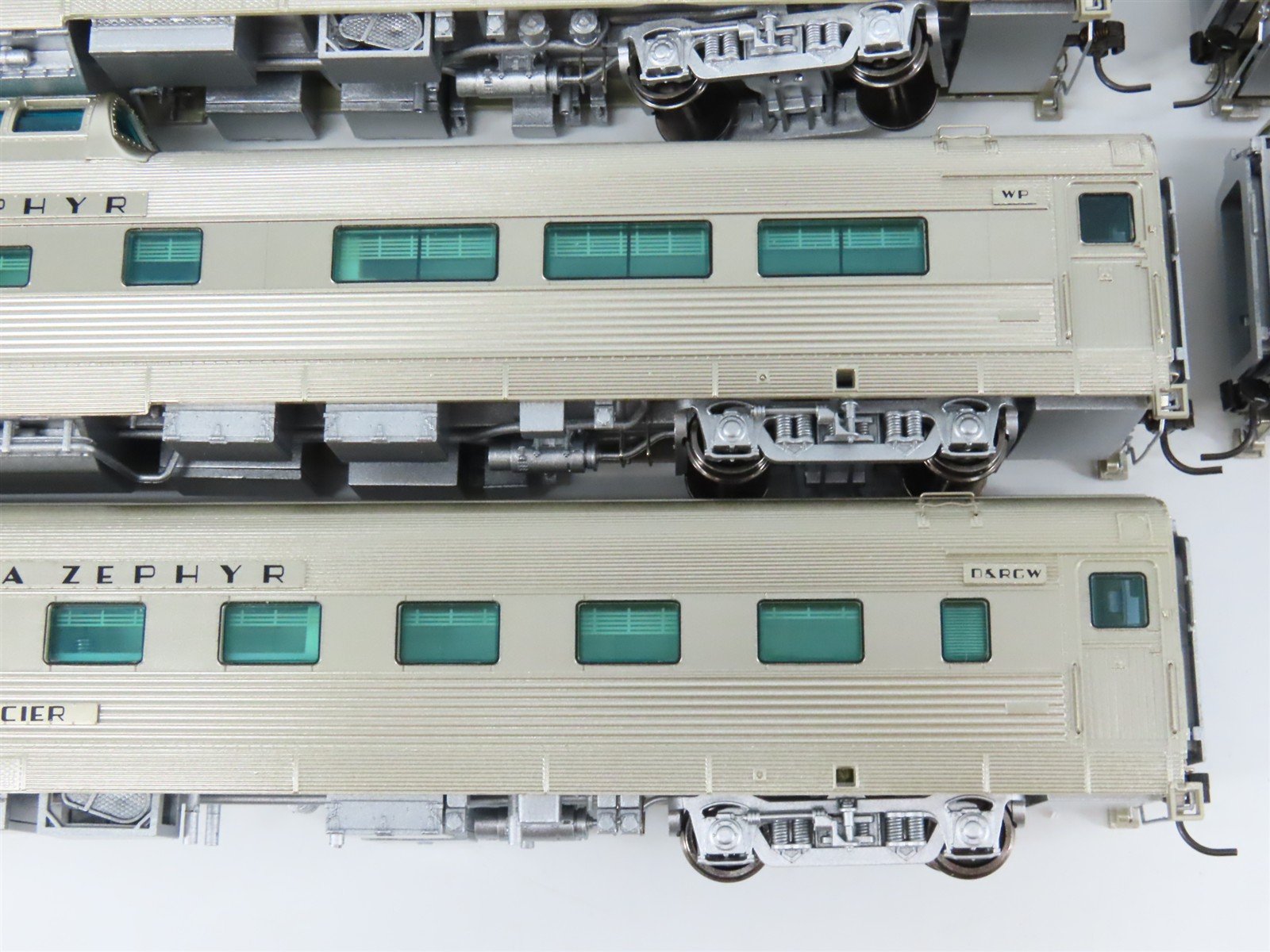HO Broadway Ltd BLI 1549 California Zephyr 