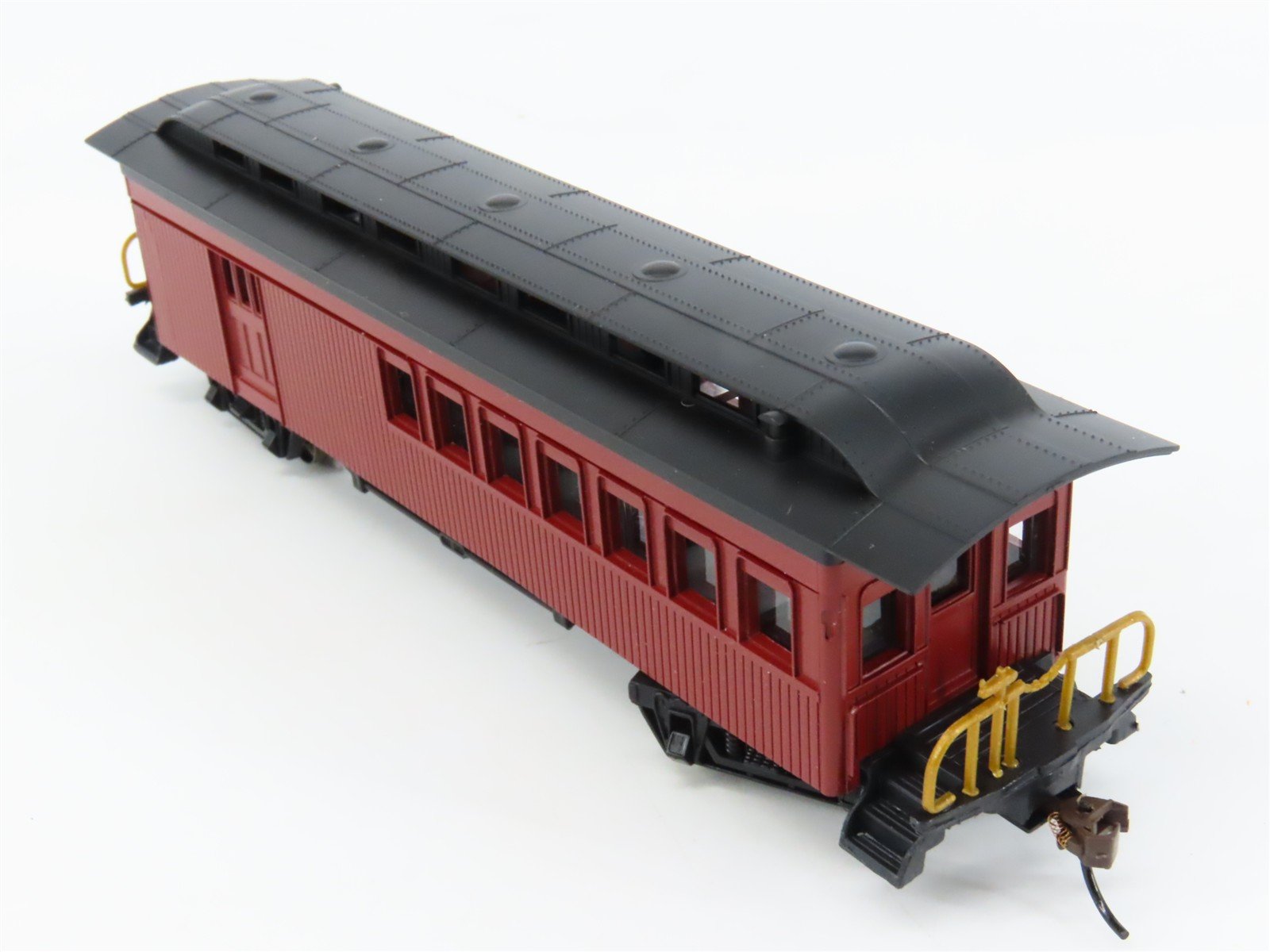 HO Scale Bachmann Silver 13502 Unlettered 1860-1880 Combine Passenger Car