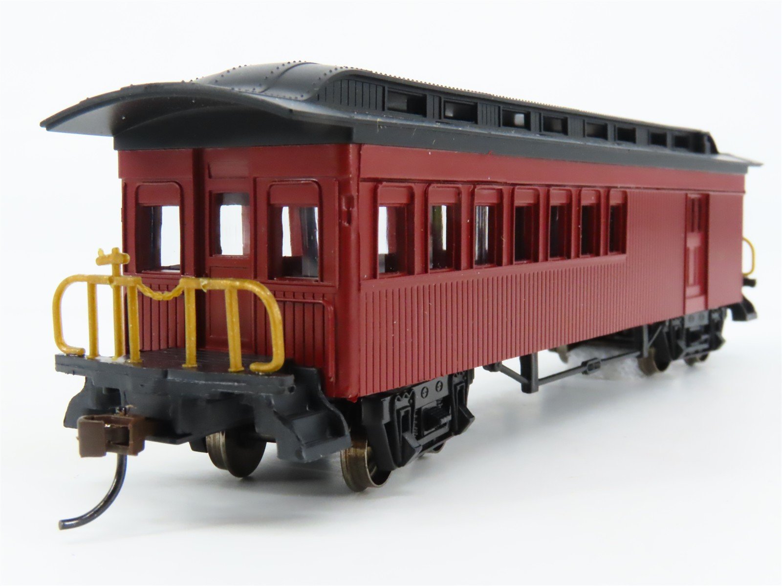 HO Scale Bachmann Silver 13502 Unlettered 1860-1880 Combine Passenger Car