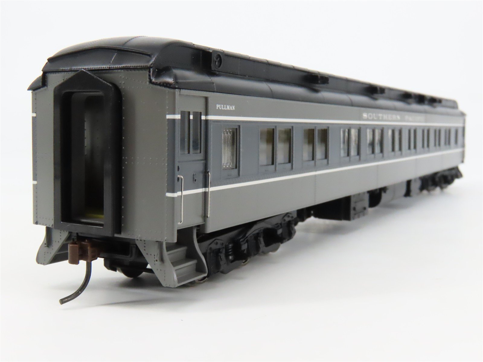 HO Scale Walthers 932-10309 SP Southern Pacific Pullman 28-1 Parlor Passenger