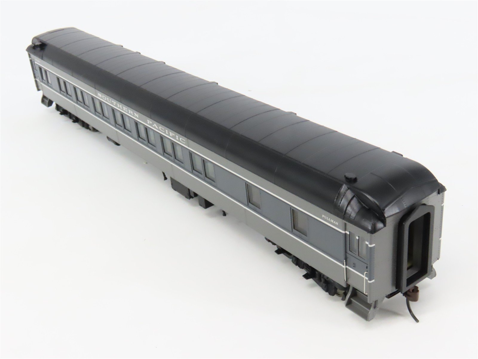 HO Scale Walthers 932-10309 SP Southern Pacific Pullman 28-1 Parlor Passenger