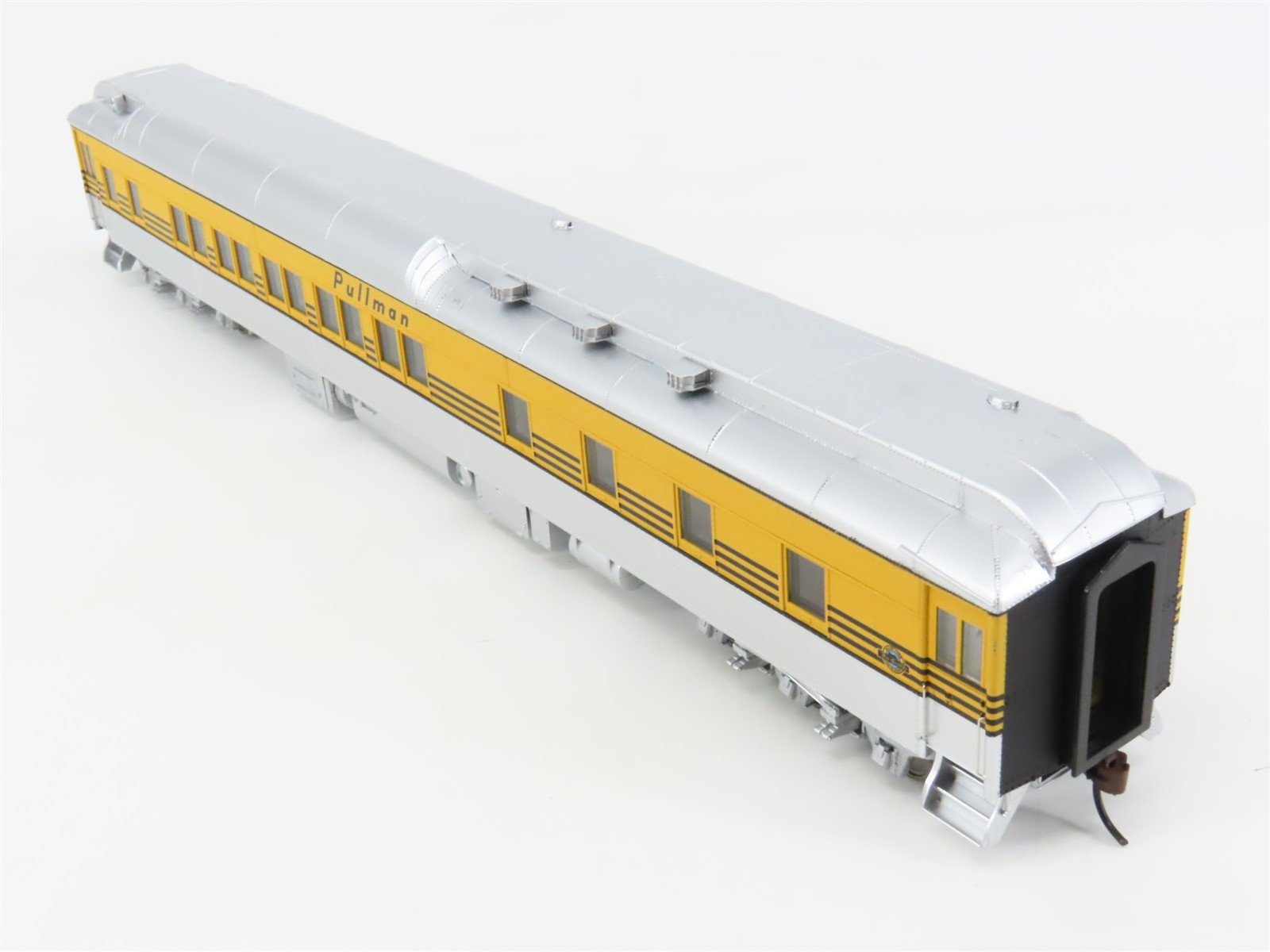 HO Scale Walthers 932-10561 D&RGW Rio Grande Pullman 10-1-2 Passenger Car