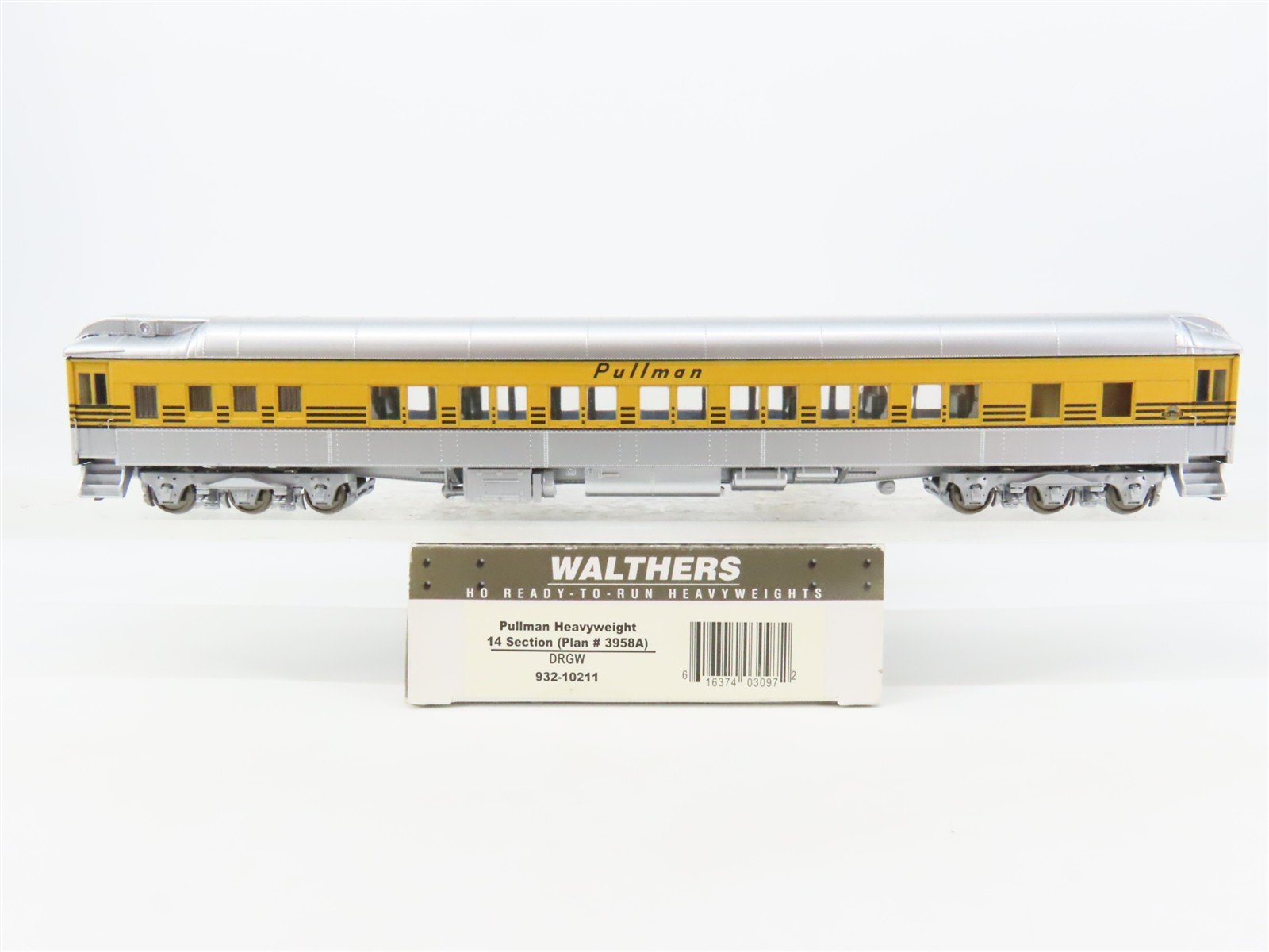 HO Scale Walthers 932-10211 D&RGW Rio Grande Pullman 14-Section Passenger Car