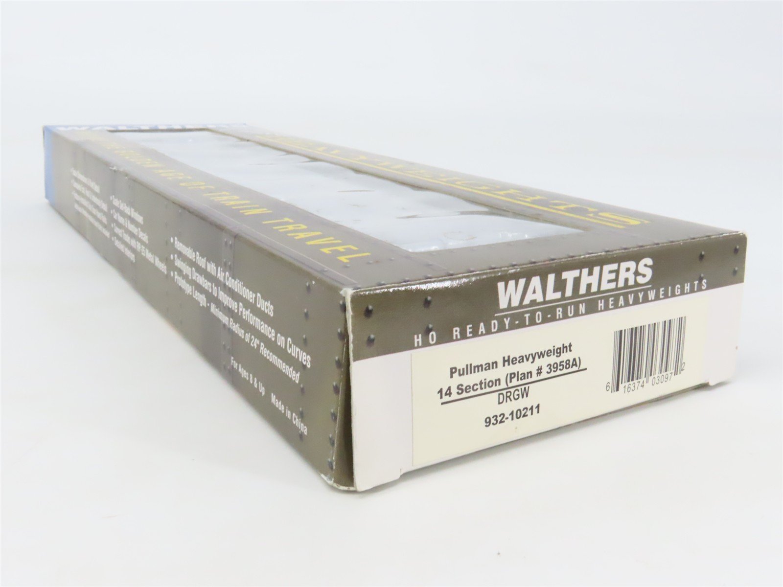HO Scale Walthers 932-10211 D&RGW Rio Grande Pullman 14-Section Passenger Car