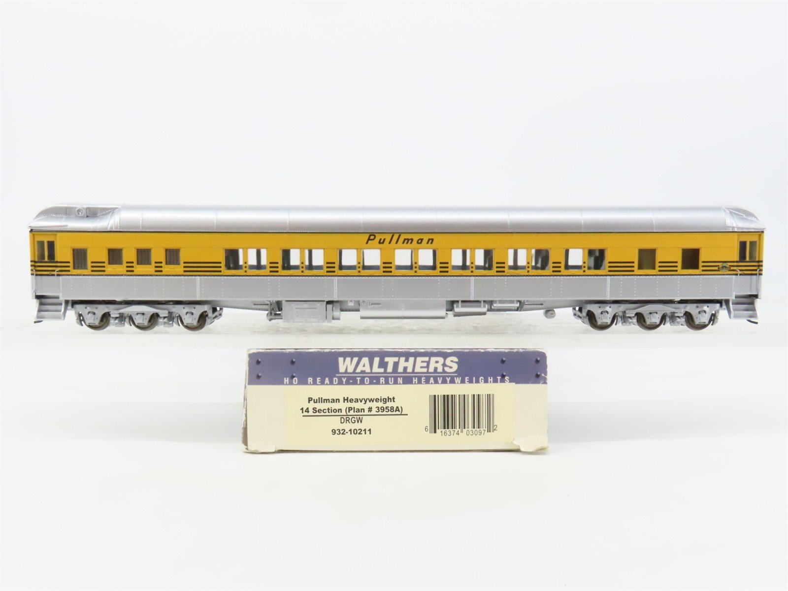 HO Scale Walthers 932-10211 D&RGW Rio Grande Pullman 14-Section Passenger Car