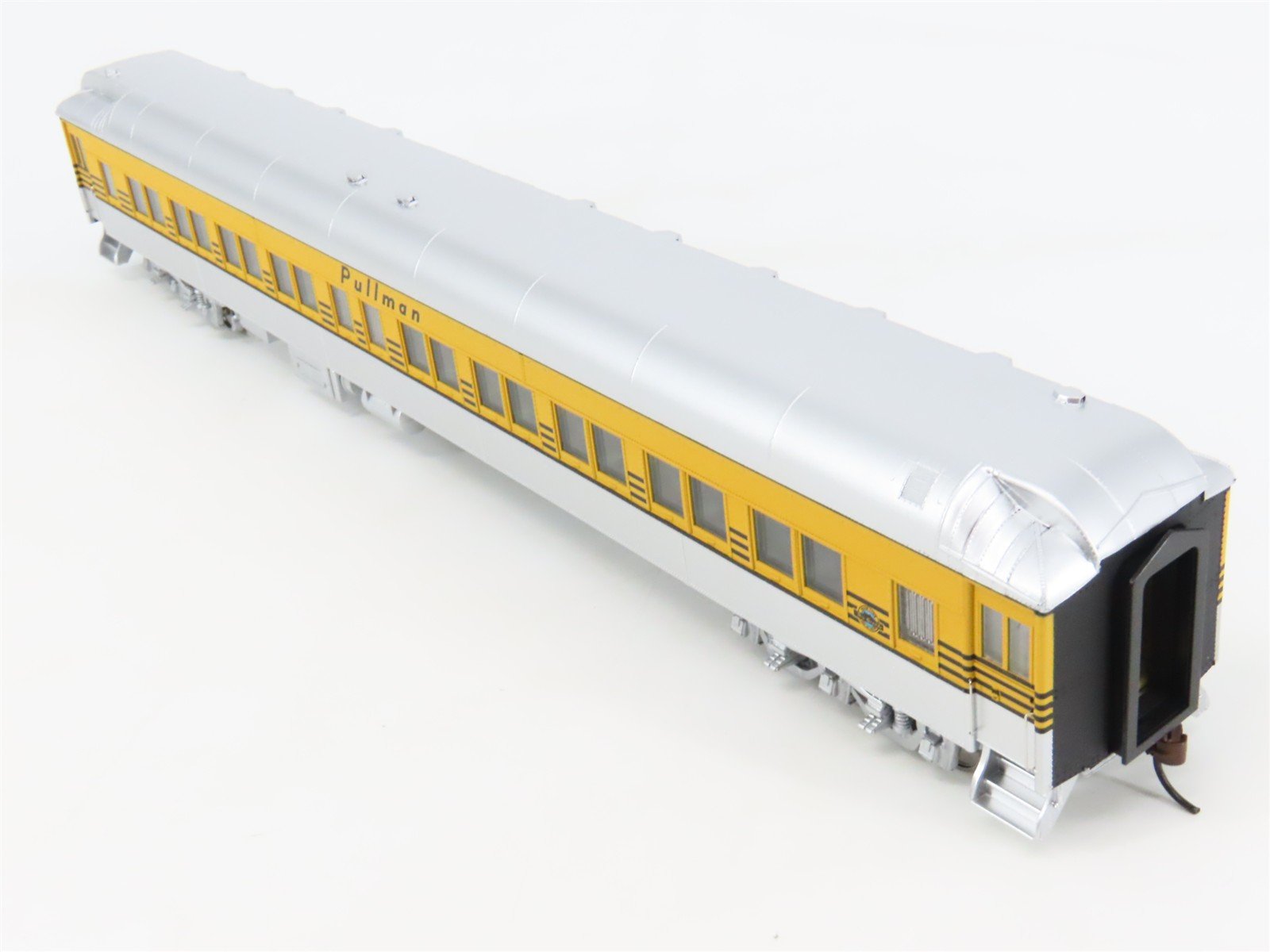 HO Scale Walthers 932-10411 D&RGW Rio Grande Pullman 6-3 Sleeper Passenger