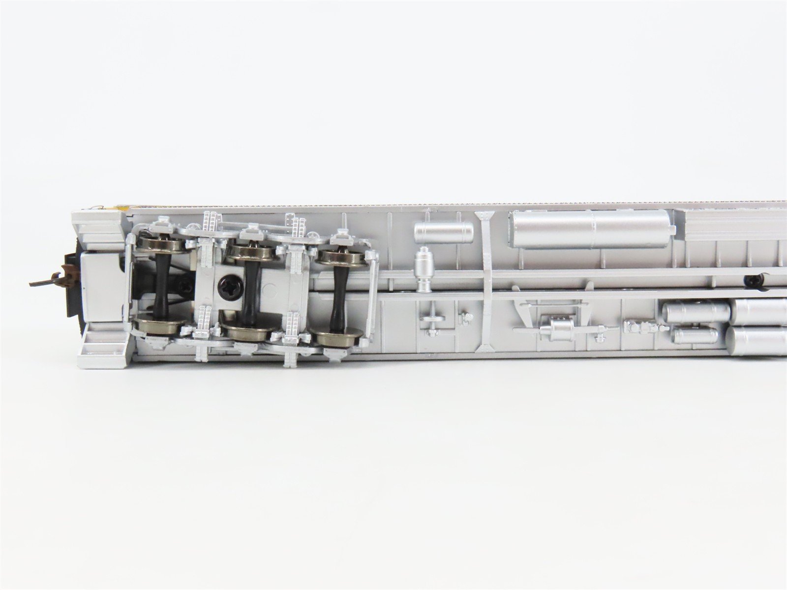HO Scale Walthers 932-10411 D&RGW Rio Grande Pullman 6-3 Sleeper Passenger