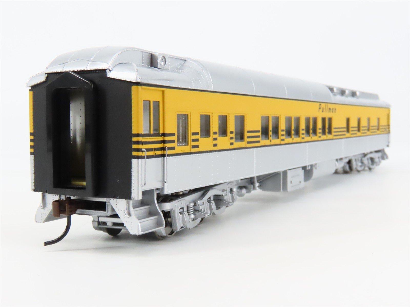 HO Scale Walthers 932-10061 D&RGW Rio Grande Pullman 8-1-2 Sleeper Passenger
