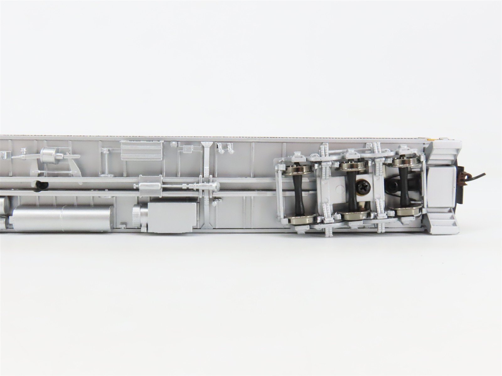 HO Scale Walthers 932-10061 D&RGW Rio Grande Pullman 8-1-2 Sleeper Passenger