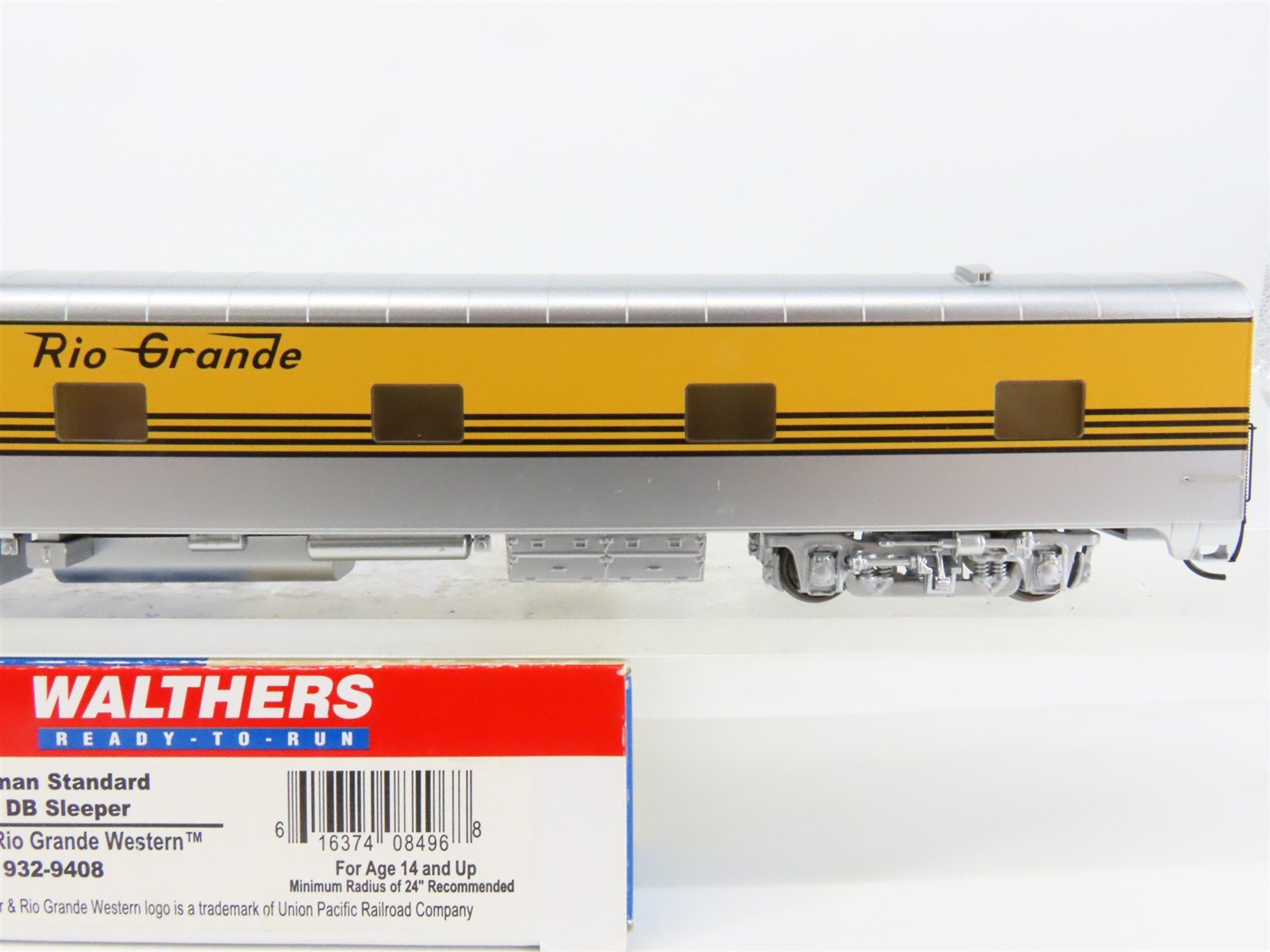 HO Walthers 932-9408 D&RGW Rio Grande P-S 12 Double Bedroom Sleeper Passenger