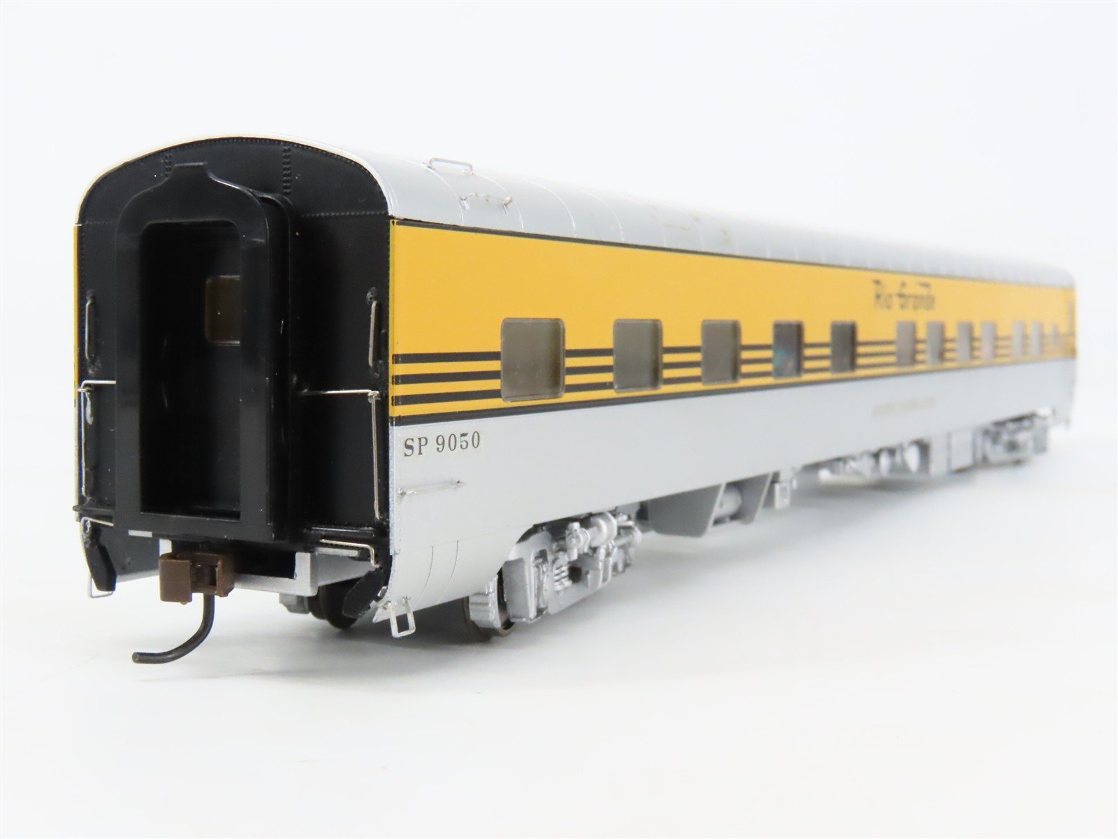 HO Walthers 932-6848 D&RGW Rio Grande P-S 10-6 Sleeper Passenger 