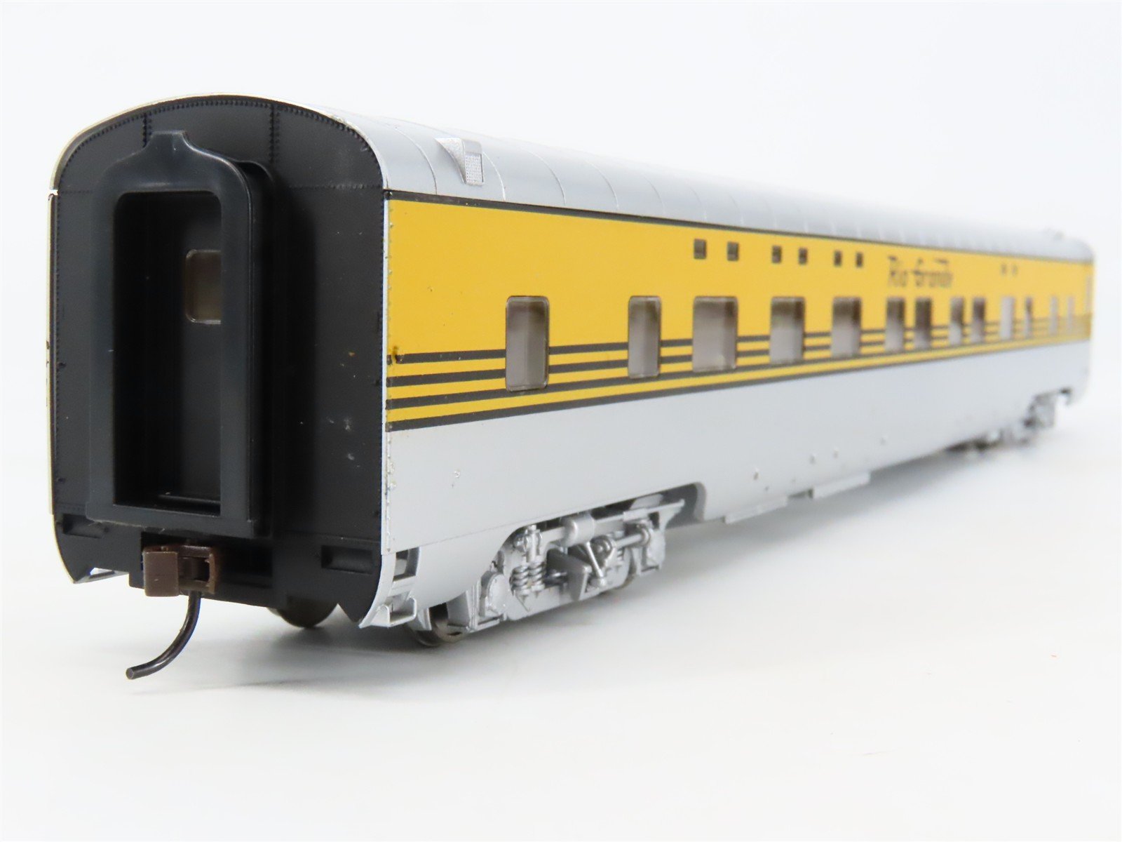 HO Scale Walthers 932-6708 D&RGW Rio Grande P-S 4-4-2 Sleeper Passenger Car