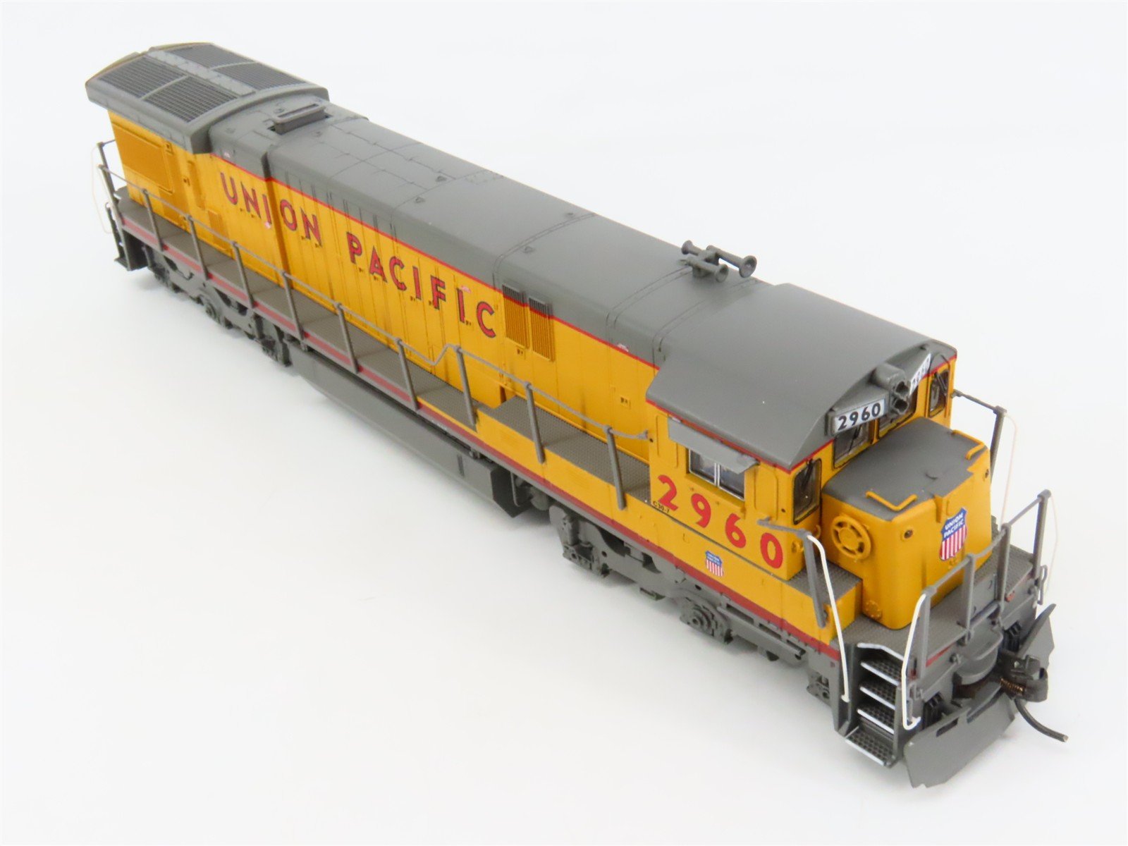 HO Broadway Limited BLI 477 UP Union Pacific GE C30-7 Diesel #2960 w/DCC & Sound