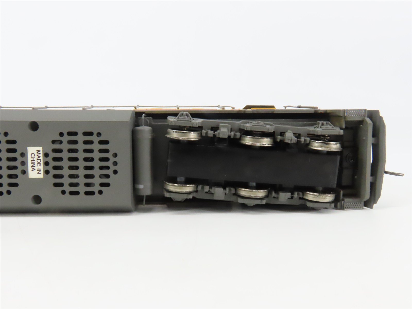 HO Broadway Limited BLI 477 UP Union Pacific GE C30-7 Diesel #2960 w/DCC & Sound