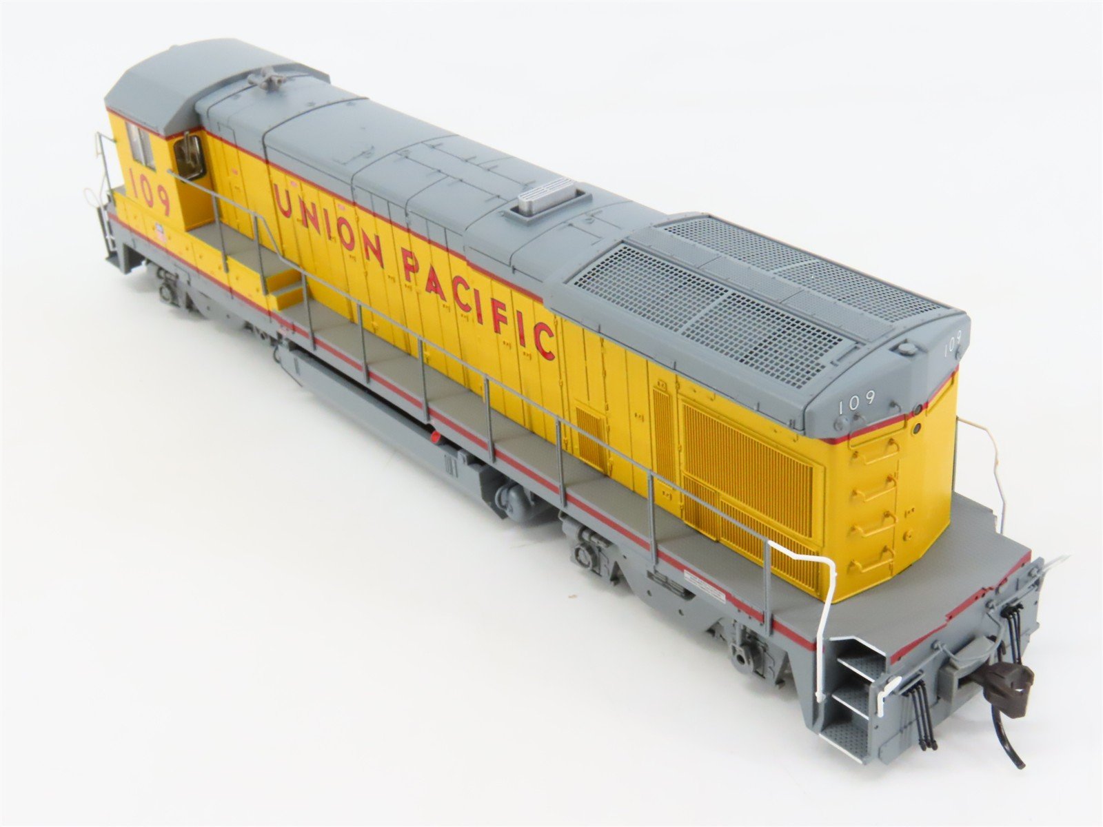 HO Atlas Master Gold 8123 UP Union Pacific GE B23-7 Diesel #109 w/ DCC & Sound