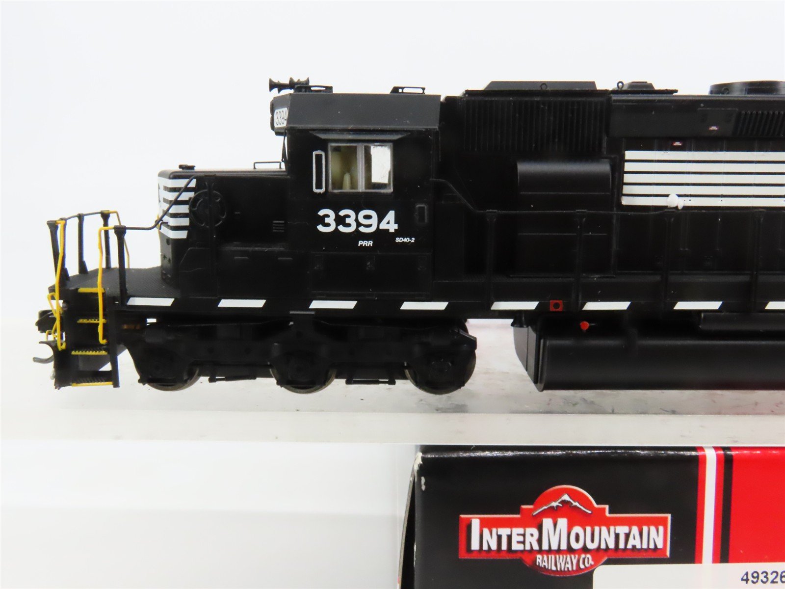HO InterMountain 49326S-02 NS Norfolk Southern SD40-2 Diesel #3394 w/DCC & Sound