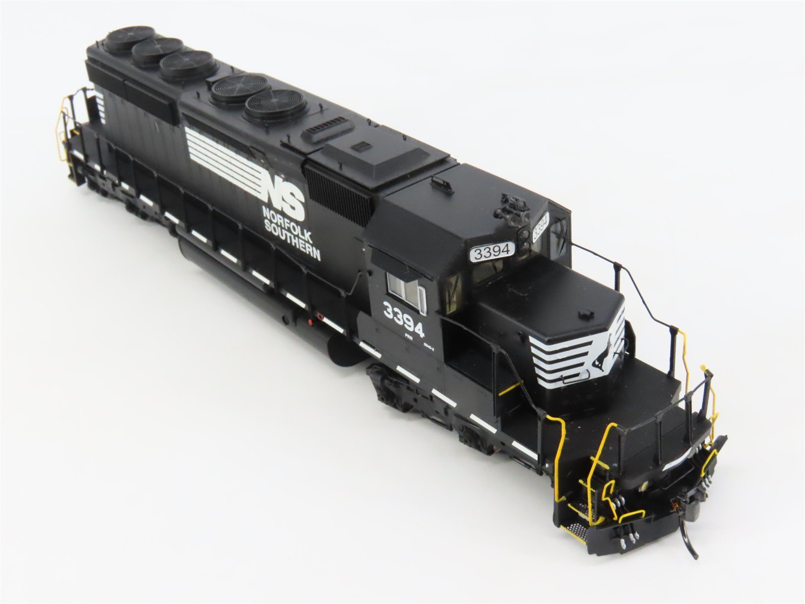 HO InterMountain 49326S-02 NS Norfolk Southern SD40-2 Diesel #3394 w/DCC & Sound