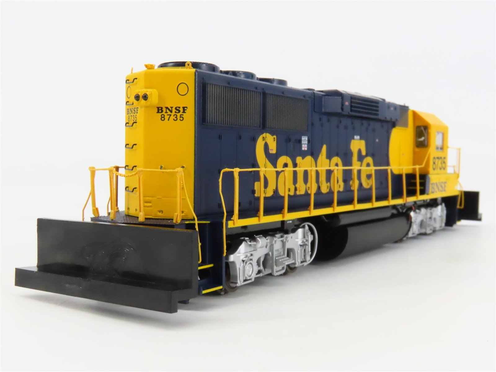HO Scale Proto 2000 920-41801 BNSF/Santa Fe EMD GP60 Diesel #8735 w/ DCC & Sound