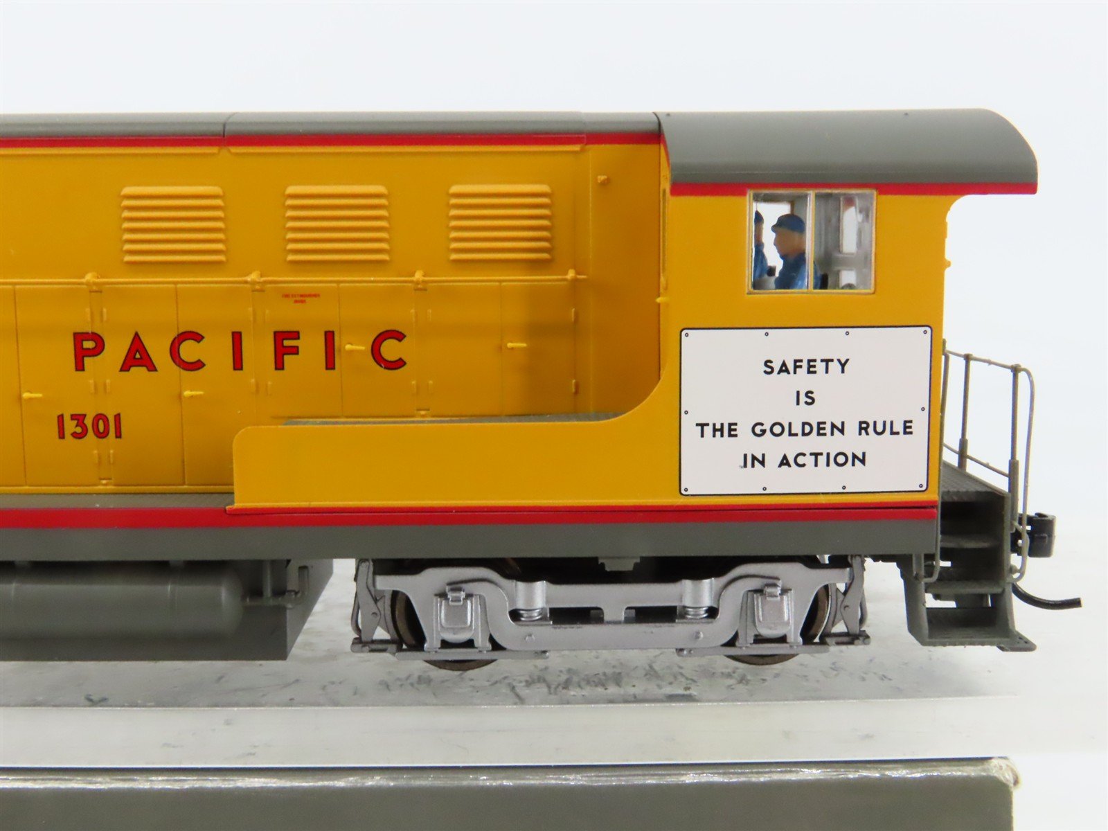 HO Scale Proto 2000 920-40798 UP 