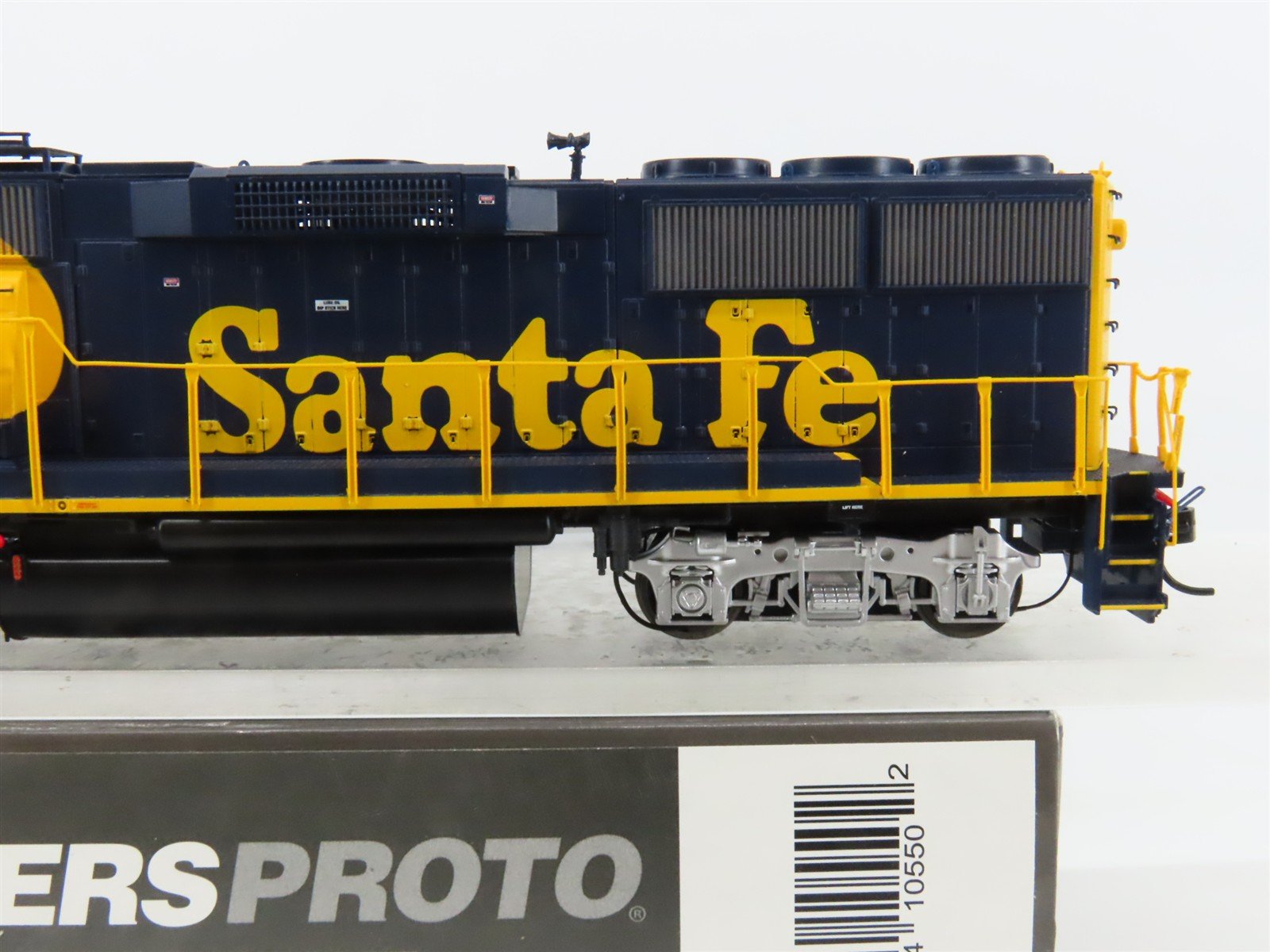 HO Walthers Proto 920-41809 ATSF Santa Fe EMD GP60 Diesel #4033 w/ DCC & Sound
