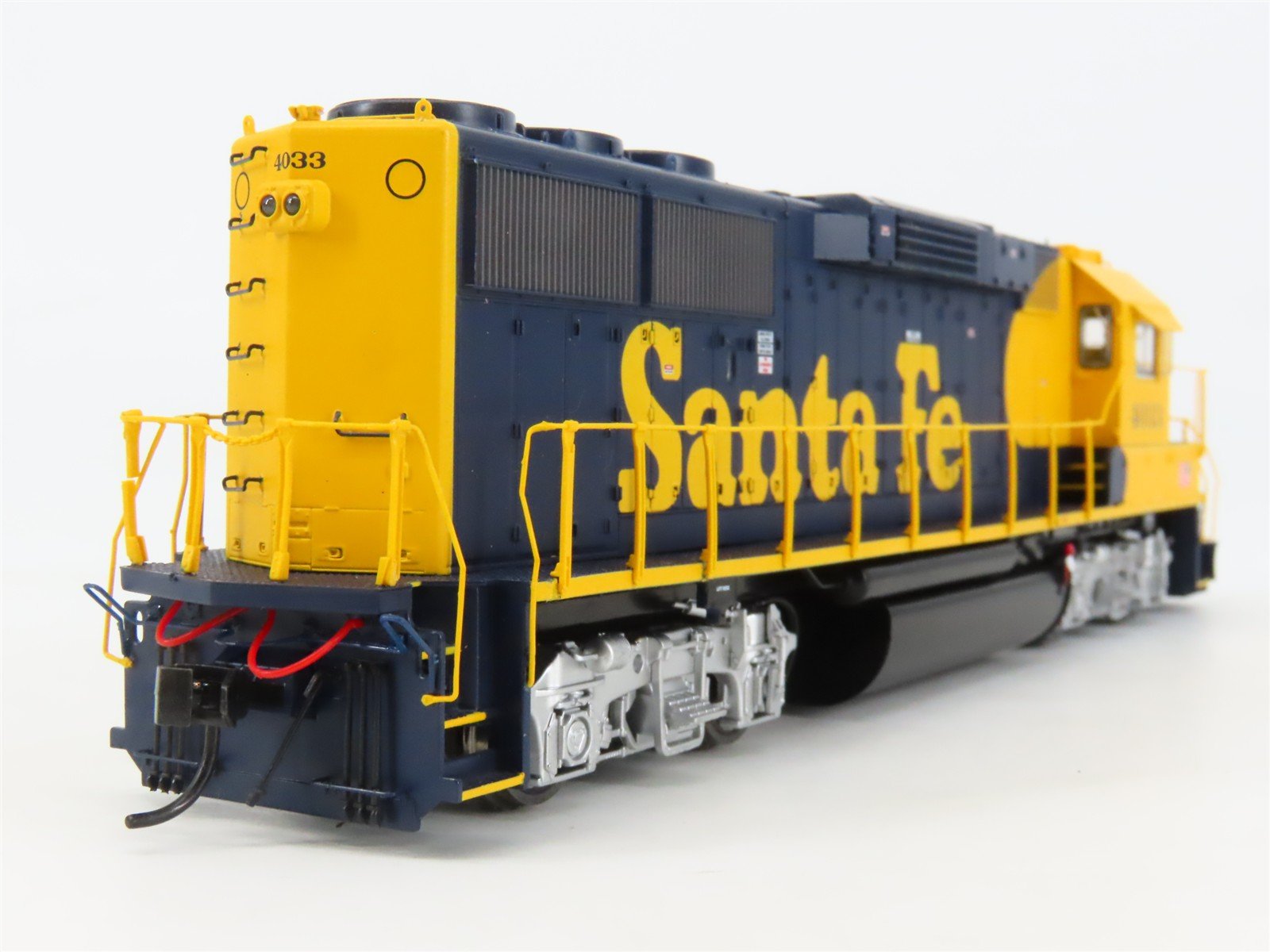 HO Walthers Proto 920-41809 ATSF Santa Fe EMD GP60 Diesel #4033 w/ DCC & Sound